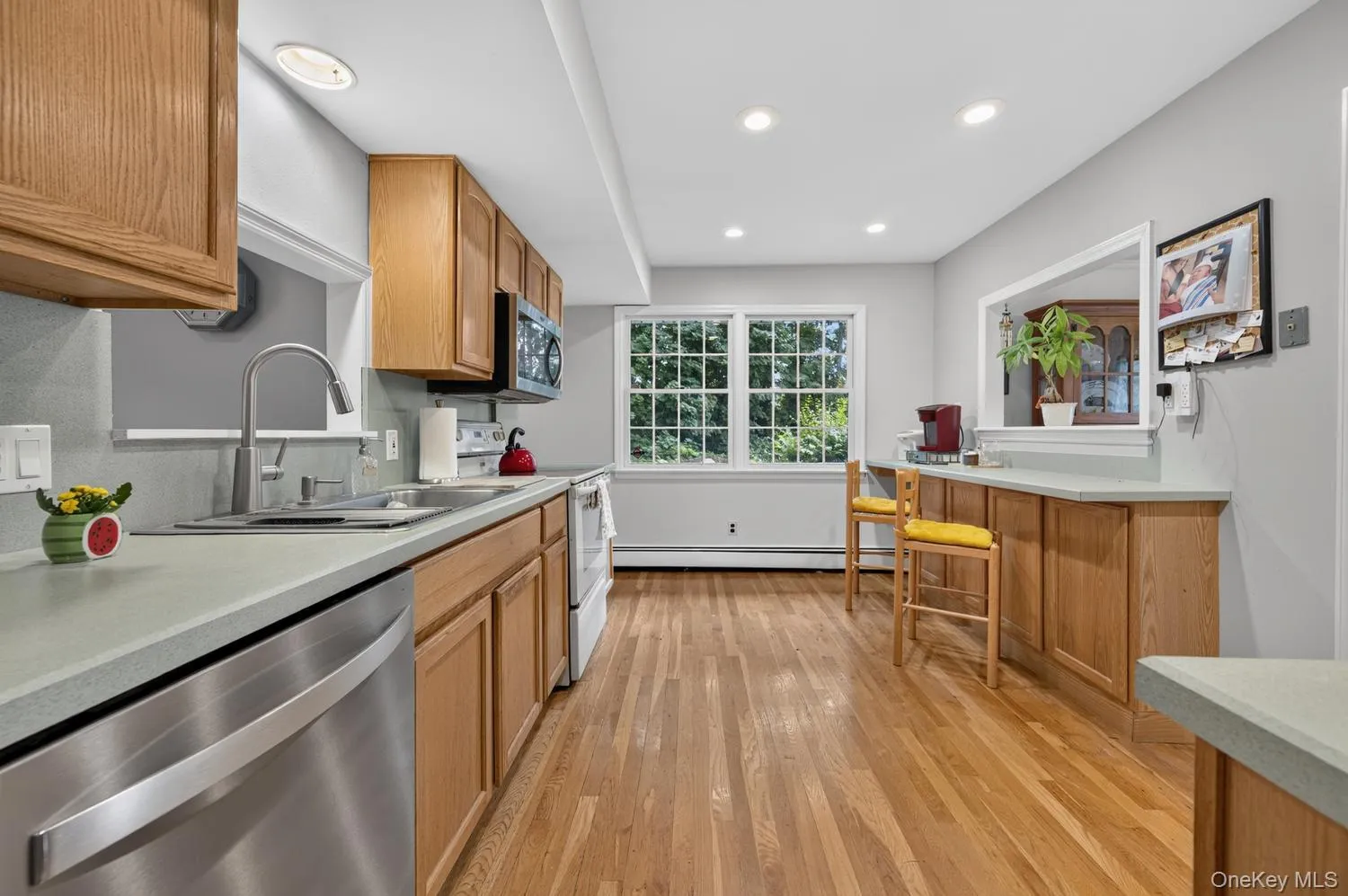 8 Tuscan Court, Huntington, NY, 4 Bedrooms Bedrooms, 8 Rooms Rooms,2 BathroomsBathrooms,Residential,For Rent,Tuscan,0,KEY1017868 8 Tuscan Court, Huntington, NY, 4 Bedrooms Bedrooms, 8 Rooms Rooms,2 BathroomsBathrooms,Residential,For Rent,Tuscan,0,KEY1017868