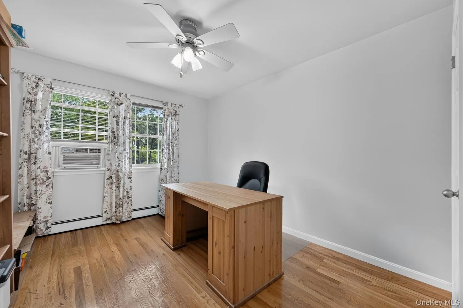 8 Tuscan Court, Huntington, NY, 4 Bedrooms Bedrooms, 8 Rooms Rooms,2 BathroomsBathrooms,Residential,For Rent,Tuscan,0,KEY1017868 8 Tuscan Court, Huntington, NY, 4 Bedrooms Bedrooms, 8 Rooms Rooms,2 BathroomsBathrooms,Residential,For Rent,Tuscan,0,KEY1017868