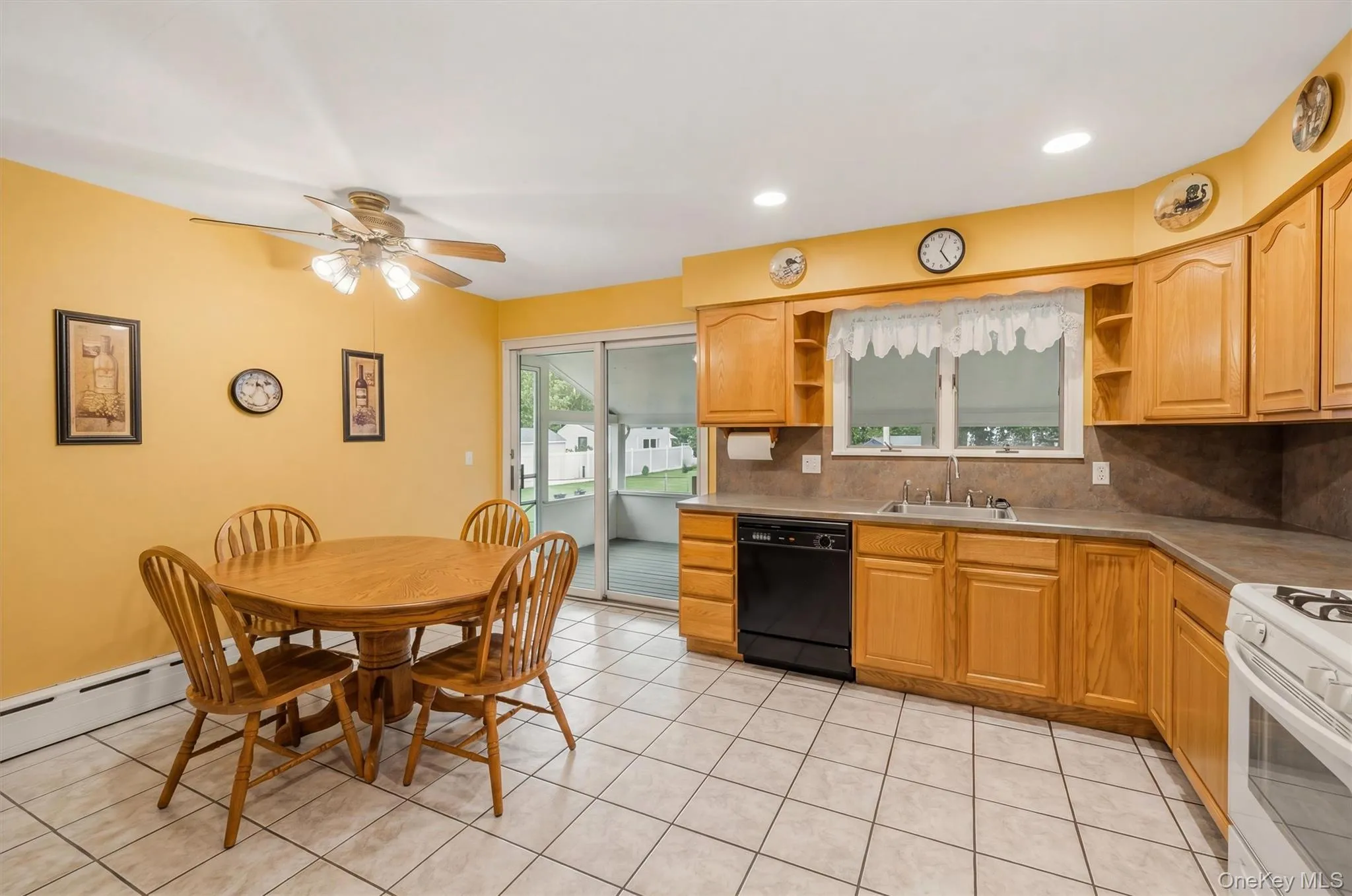 20 Main Street, Stony Point, NY, 2 Bedrooms Bedrooms, 6 Rooms Rooms,3 BathroomsBathrooms,Residential,For Rent,Main,0,KEY1017869 20 Main Street, Stony Point, NY, 2 Bedrooms Bedrooms, 6 Rooms Rooms,3 BathroomsBathrooms,Residential,For Rent,Main,0,KEY1017869