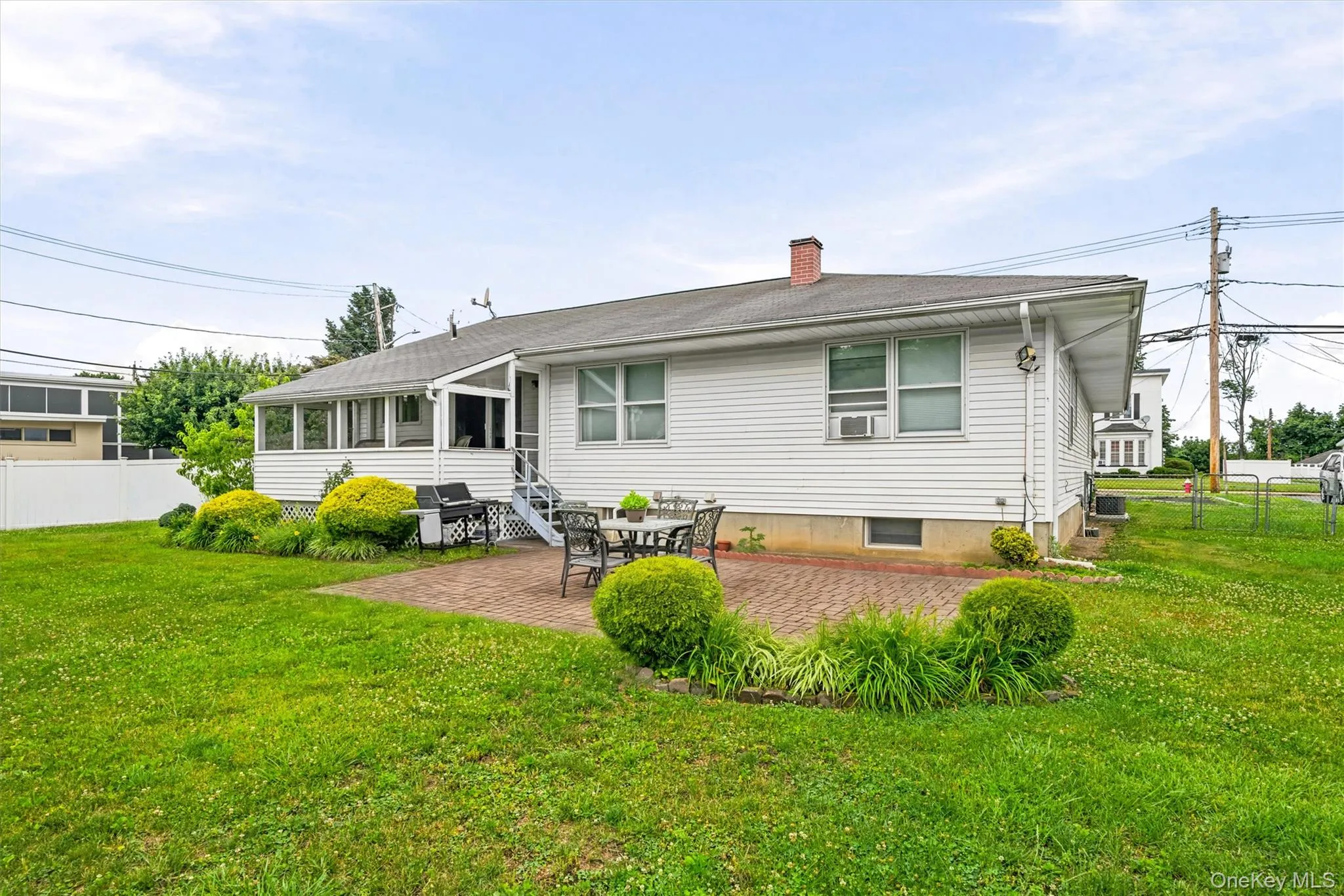20 Main Street, Stony Point, NY, 2 Bedrooms Bedrooms, 6 Rooms Rooms,3 BathroomsBathrooms,Residential,For Rent,Main,0,KEY1017869 20 Main Street, Stony Point, NY, 2 Bedrooms Bedrooms, 6 Rooms Rooms,3 BathroomsBathrooms,Residential,For Rent,Main,0,KEY1017869