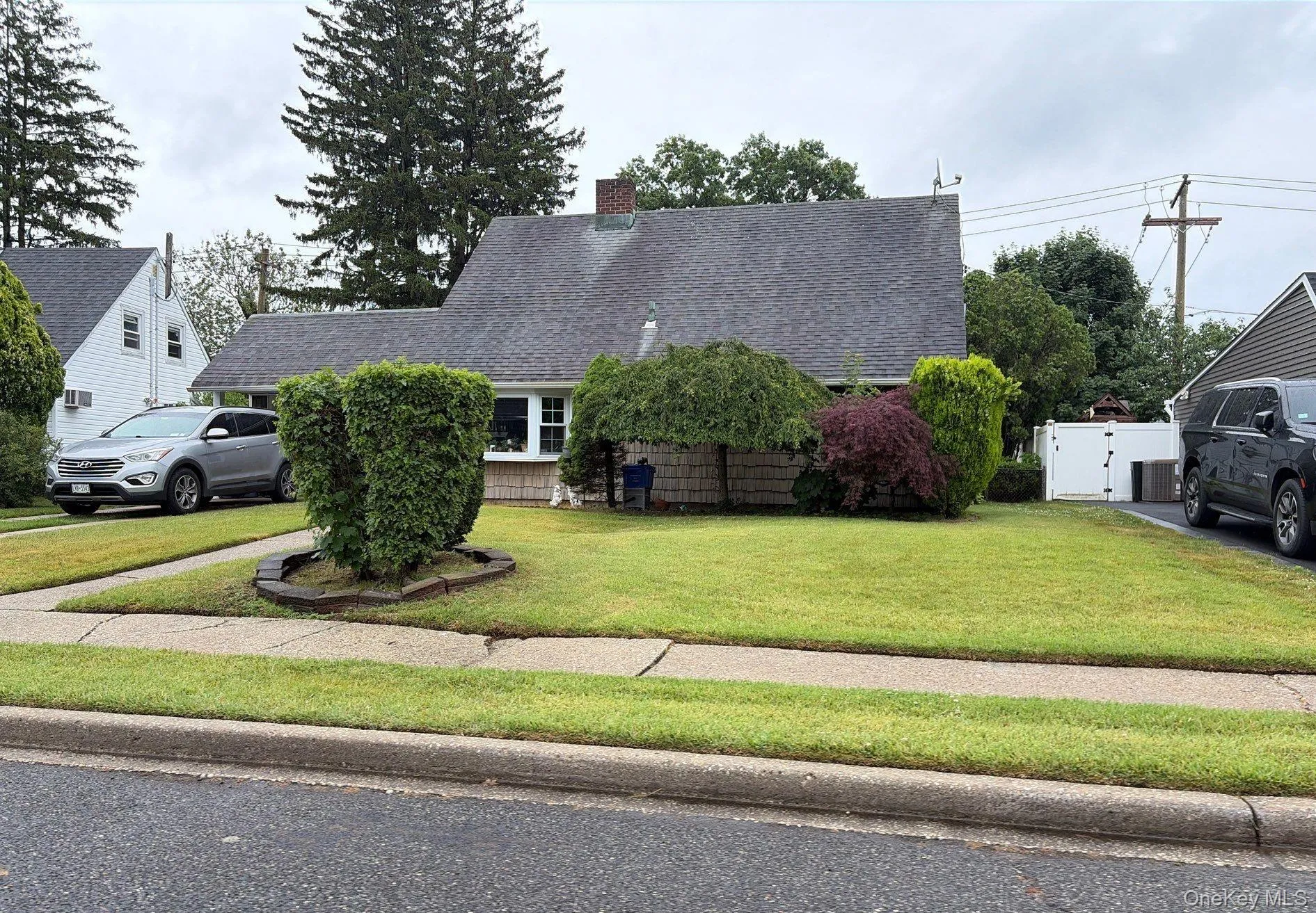 7 Mockingbird Lane, Hempstead, NY, 4 Bedrooms Bedrooms, 6 Rooms Rooms,2 BathroomsBathrooms,Residential,For Rent,Mockingbird,0,KEY1017871 7 Mockingbird Lane, Hempstead, NY, 4 Bedrooms Bedrooms, 6 Rooms Rooms,2 BathroomsBathrooms,Residential,For Rent,Mockingbird,0,KEY1017871