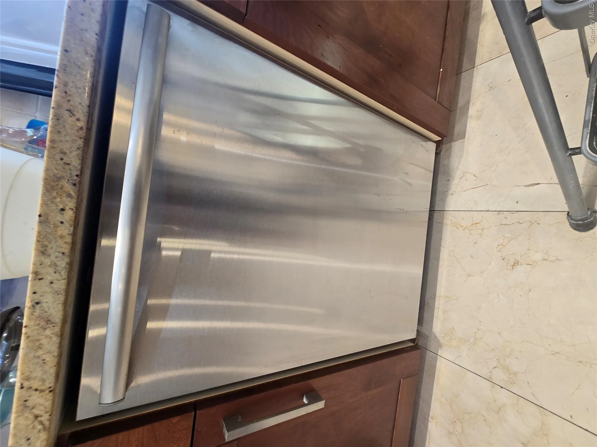 240-29 70 Avenue, New York, NY, 3 Bedrooms Bedrooms, 7 Rooms Rooms,2 BathroomsBathrooms,Residential Lease,For Rent,70,0,KEY1017875 240-29 70 Avenue, New York, NY, 3 Bedrooms Bedrooms, 7 Rooms Rooms,2 BathroomsBathrooms,Residential Lease,For Rent,70,0,KEY1017875