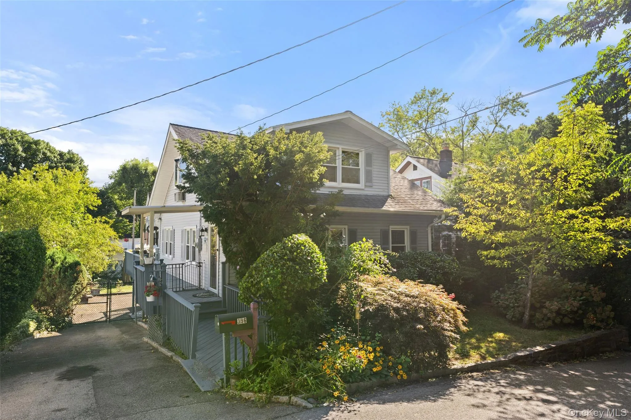 396 Farragut Avenue, Greenburgh, NY, 3 Bedrooms Bedrooms, 6 Rooms Rooms,1 BathroomBathrooms,Residential,For Rent,Farragut,0,1017880 396 Farragut Avenue, Greenburgh, NY, 3 Bedrooms Bedrooms, 6 Rooms Rooms,1 BathroomBathrooms,Residential,For Rent,Farragut,0,1017880
