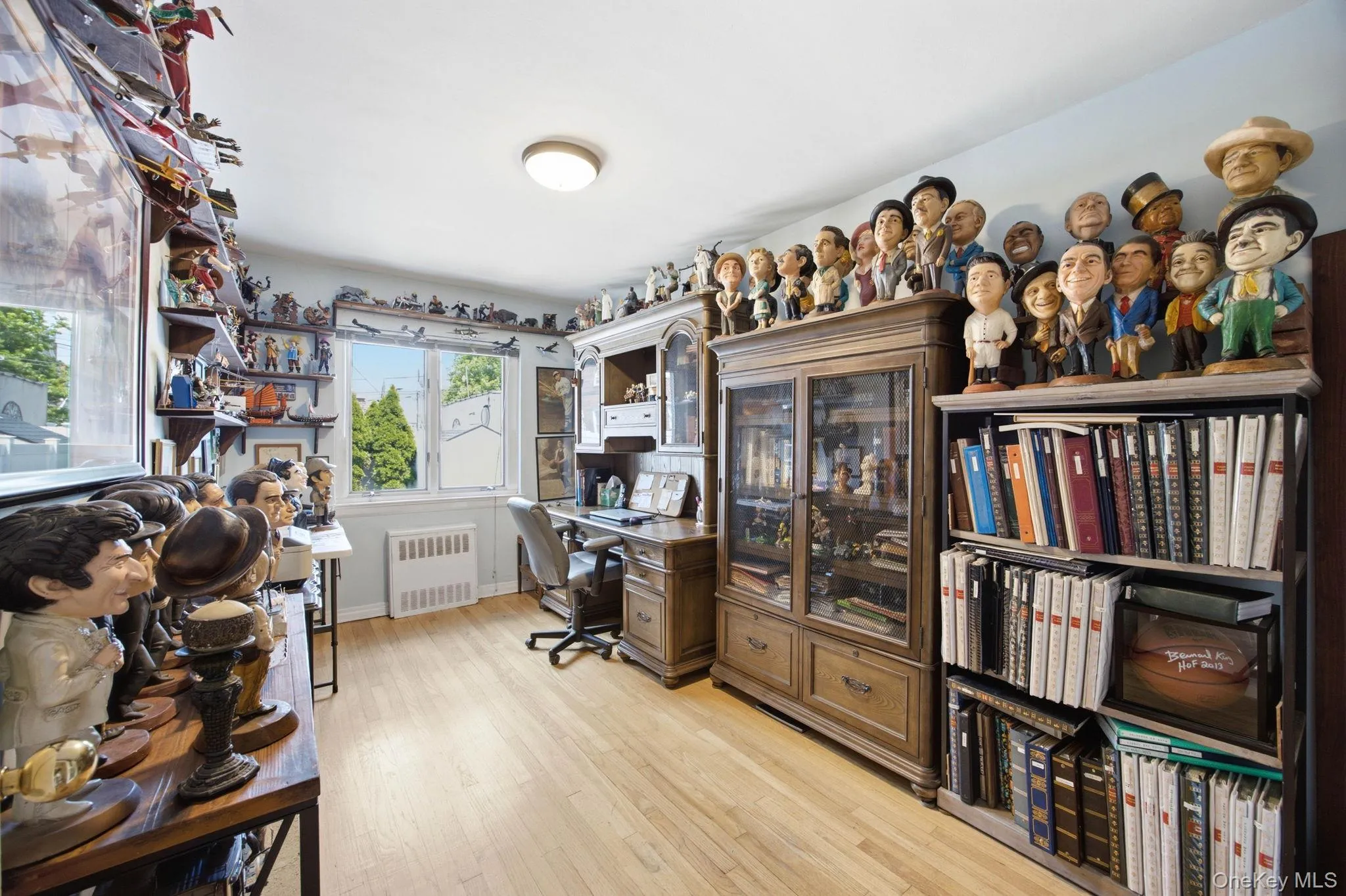 66-15 Gray Street, New York, NY, 2 Bedrooms Bedrooms, 5 Rooms Rooms,2 BathroomsBathrooms,Residential,For Rent,Gray,0,KEY1017882 66-15 Gray Street, New York, NY, 2 Bedrooms Bedrooms, 5 Rooms Rooms,2 BathroomsBathrooms,Residential,For Rent,Gray,0,KEY1017882