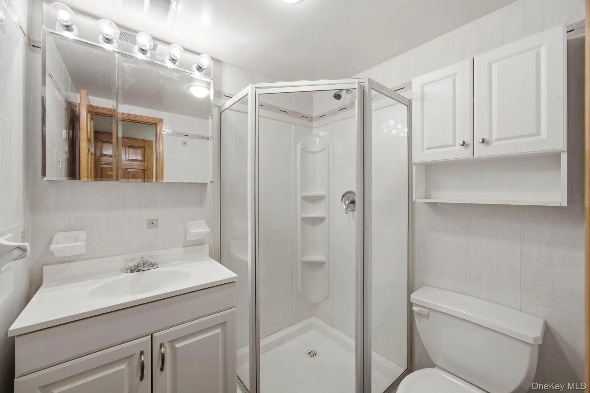 66-15 Gray Street, New York, NY, 2 Bedrooms Bedrooms, 5 Rooms Rooms,2 BathroomsBathrooms,Residential,For Rent,Gray,0,KEY1017882 66-15 Gray Street, New York, NY, 2 Bedrooms Bedrooms, 5 Rooms Rooms,2 BathroomsBathrooms,Residential,For Rent,Gray,0,KEY1017882