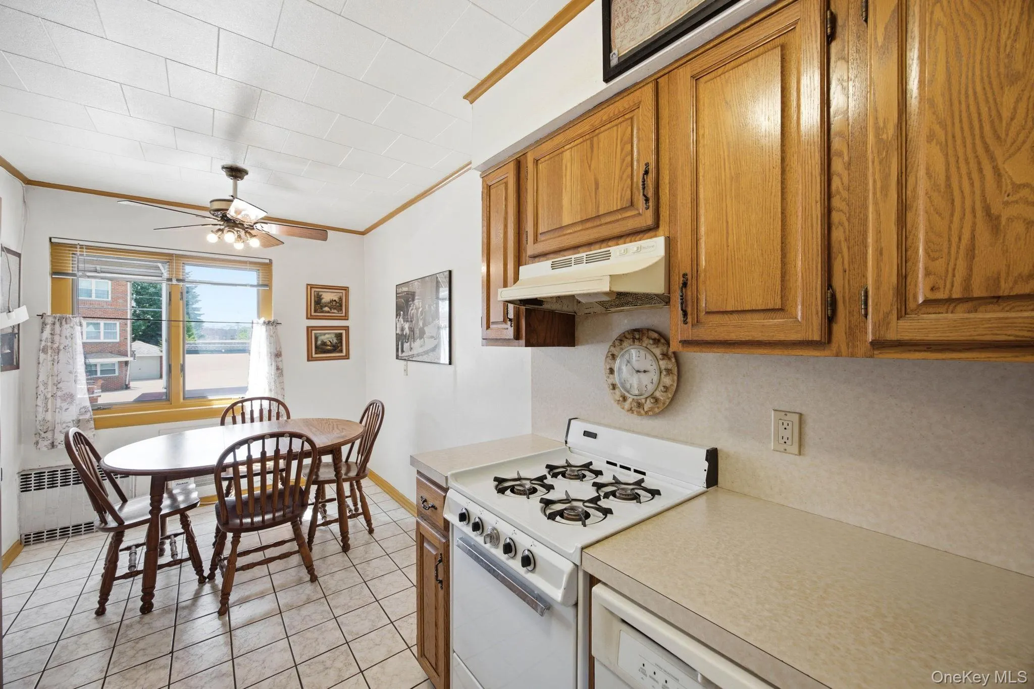 66-15 Gray Street, New York, NY, 2 Bedrooms Bedrooms, 5 Rooms Rooms,2 BathroomsBathrooms,Residential,For Rent,Gray,0,KEY1017882 66-15 Gray Street, New York, NY, 2 Bedrooms Bedrooms, 5 Rooms Rooms,2 BathroomsBathrooms,Residential,For Rent,Gray,0,KEY1017882