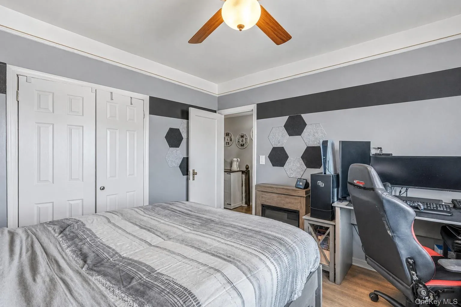 2012 43rd Street, New York, NY, 3 Bedrooms Bedrooms, 8 Rooms Rooms,2 BathroomsBathrooms,Residential,For Rent,43rd,0,KEY1017883 2012 43rd Street, New York, NY, 3 Bedrooms Bedrooms, 8 Rooms Rooms,2 BathroomsBathrooms,Residential,For Rent,43rd,0,KEY1017883