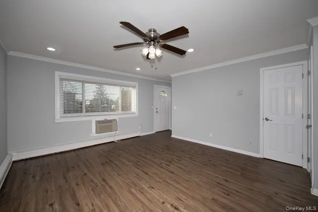 45 Golden Avenue, Babylon, NY, 2 Bedrooms Bedrooms, 5 Rooms Rooms,1 BathroomBathrooms,Residential Lease,For Rent,Golden,0,KEY1017884 45 Golden Avenue, Babylon, NY, 2 Bedrooms Bedrooms, 5 Rooms Rooms,1 BathroomBathrooms,Residential Lease,For Rent,Golden,0,KEY1017884