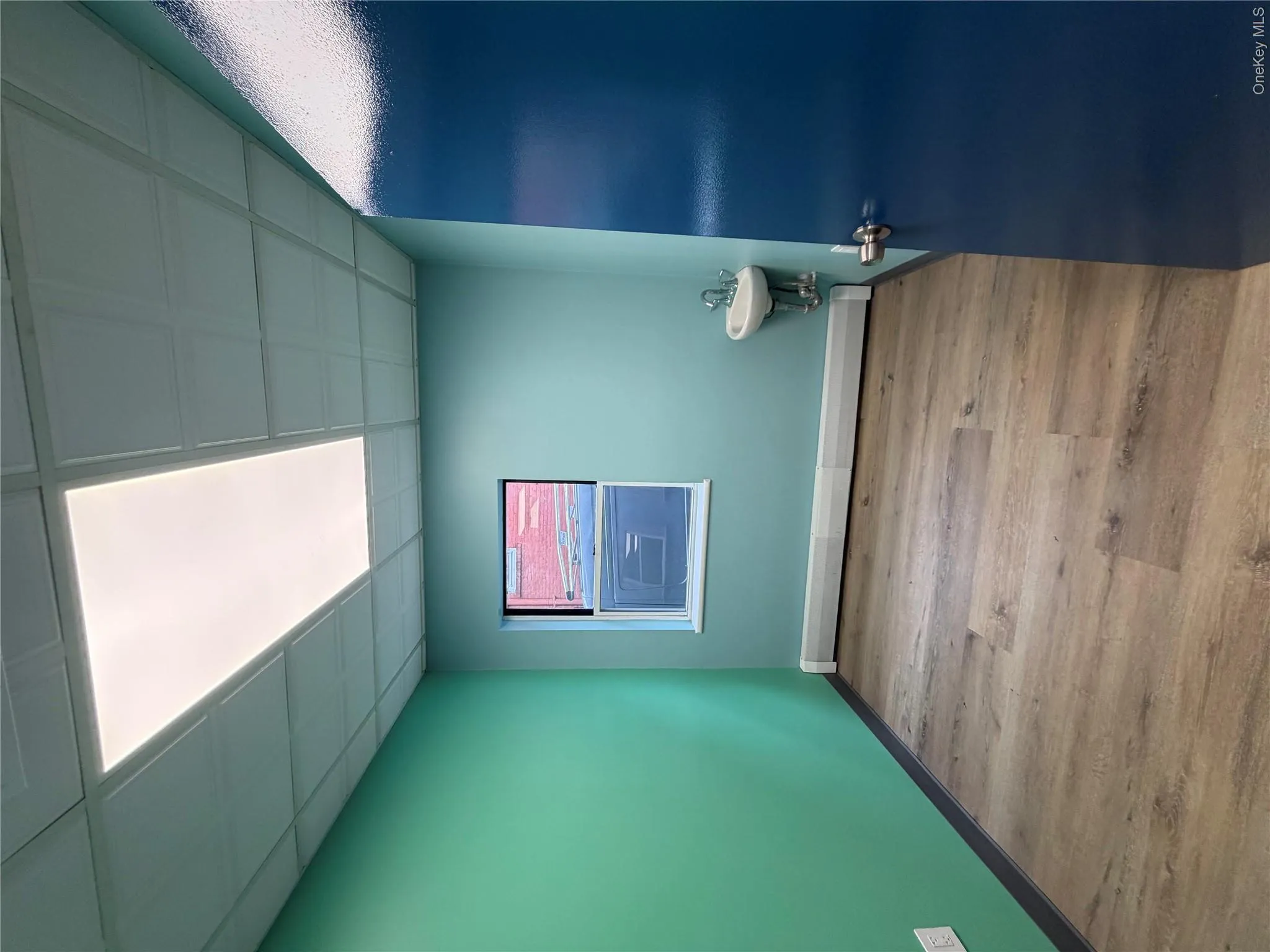 5997 Riverdale Avenue, New York, NY, ,Commercial Lease,For Rent,Riverdale,0,1017886 5997 Riverdale Avenue, New York, NY, ,Commercial Lease,For Rent,Riverdale,0,1017886