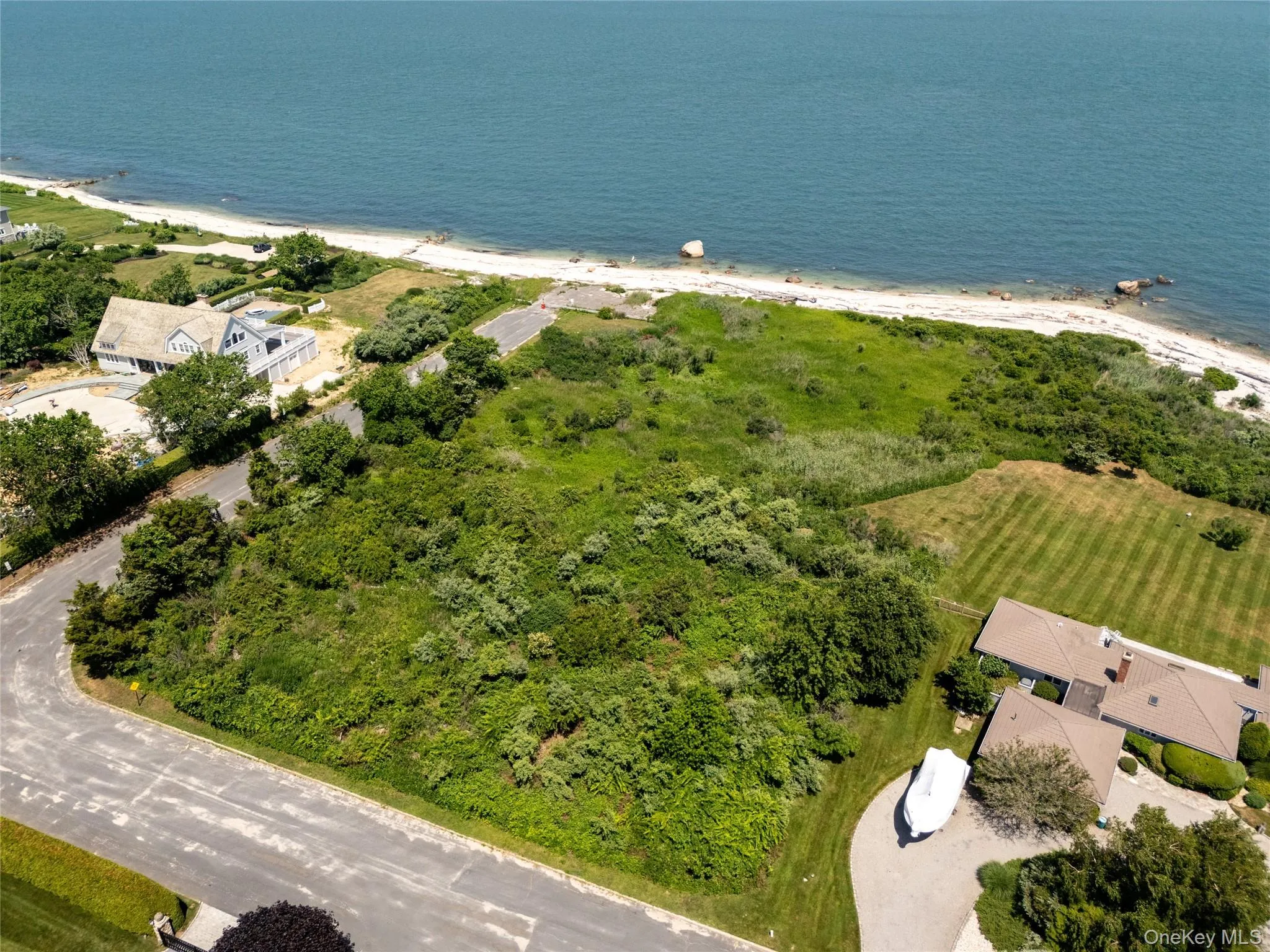 Surrounded by sea, serenity, and spectacular views. Surrounded by sea, serenity, and spectacular views.