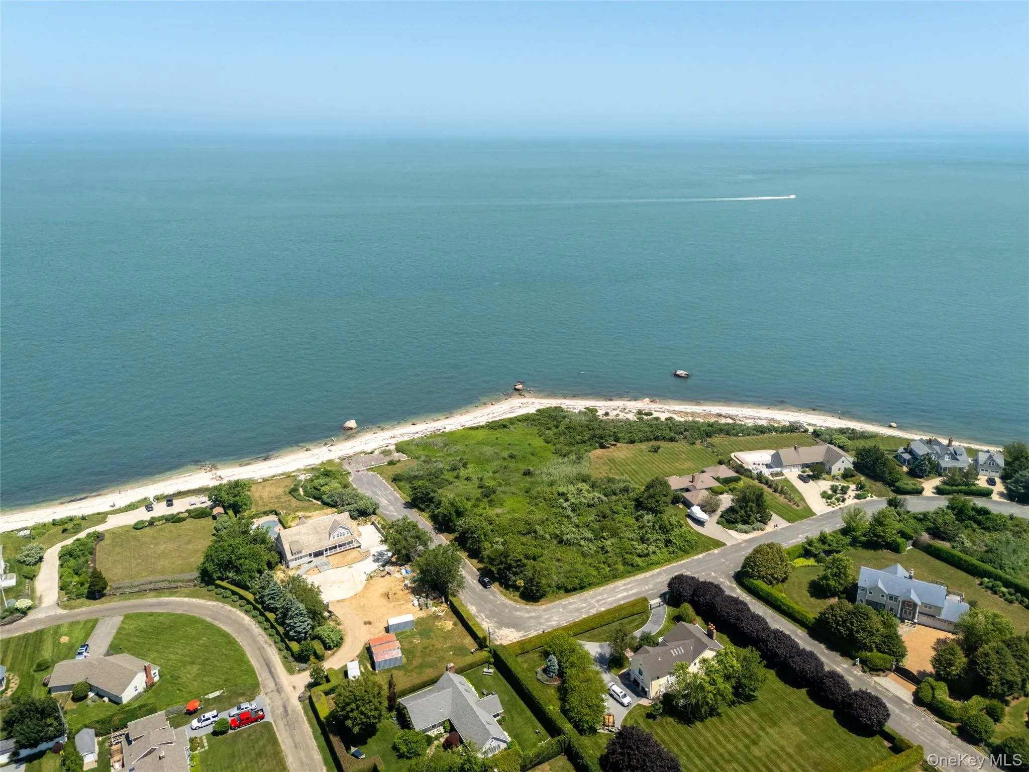 An extraordinary canvas for your waterfront vision. An extraordinary canvas for your waterfront vision.