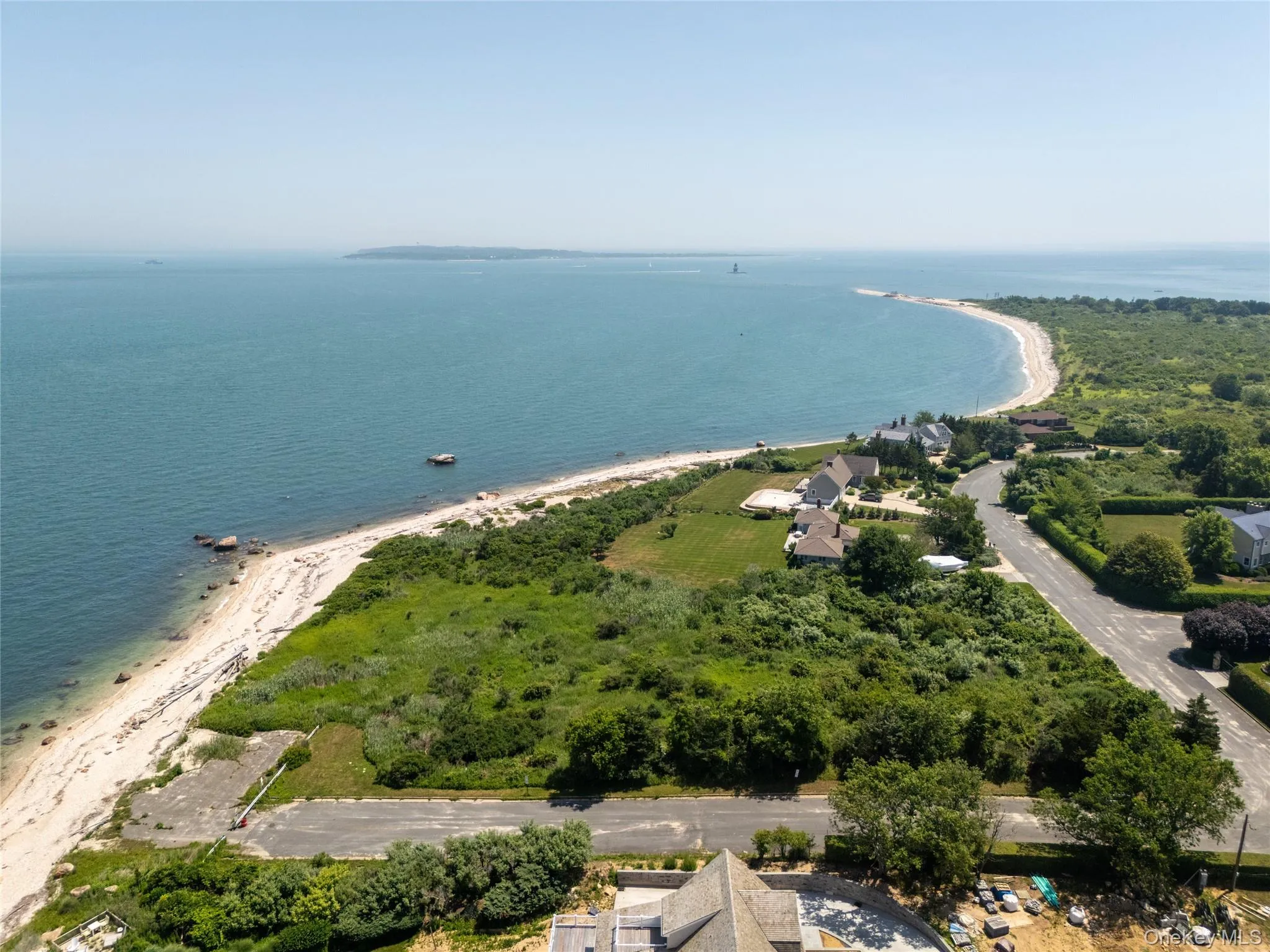 An extraordinary setting shaped by the sea. An extraordinary setting shaped by the sea.