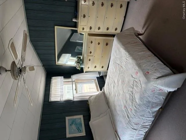 18 Howard Road, Oyster Bay, NY, 4 Bedrooms Bedrooms, 7 Rooms Rooms,1 BathroomBathrooms,Residential,For Rent,Howard,0,KEY1017891 18 Howard Road, Oyster Bay, NY, 4 Bedrooms Bedrooms, 7 Rooms Rooms,1 BathroomBathrooms,Residential,For Rent,Howard,0,KEY1017891