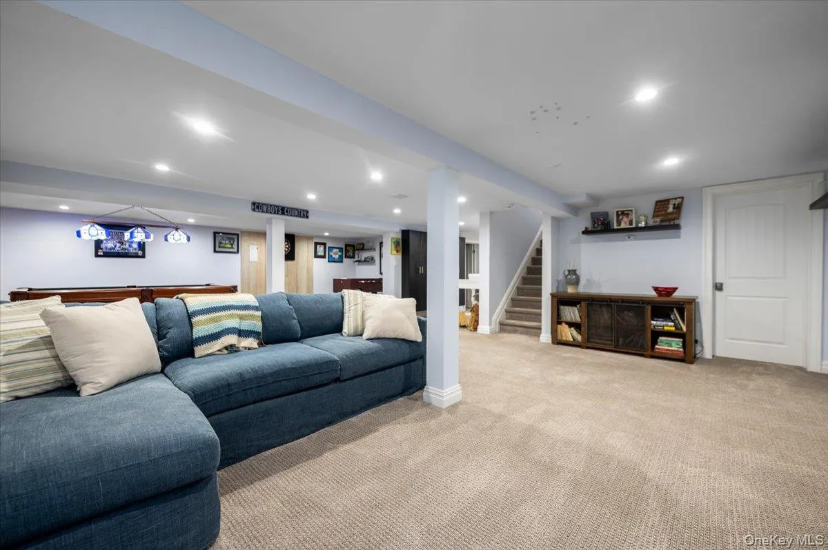 225 Laurel Lane, Oyster Bay, NY, 3 Bedrooms Bedrooms, 7 Rooms Rooms,2 BathroomsBathrooms,Residential,For Rent,Laurel,0,KEY1017893 225 Laurel Lane, Oyster Bay, NY, 3 Bedrooms Bedrooms, 7 Rooms Rooms,2 BathroomsBathrooms,Residential,For Rent,Laurel,0,KEY1017893