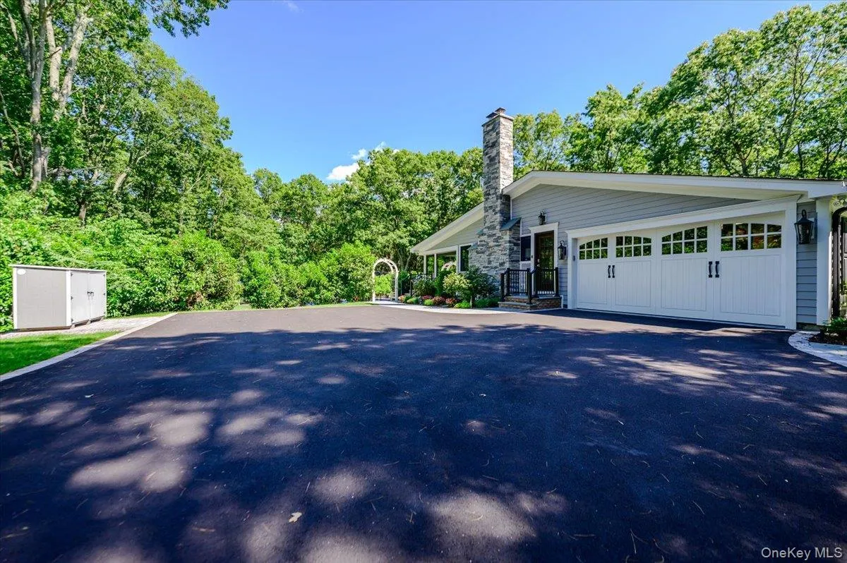 225 Laurel Lane, Oyster Bay, NY, 3 Bedrooms Bedrooms, 7 Rooms Rooms,2 BathroomsBathrooms,Residential,For Rent,Laurel,0,KEY1017893 225 Laurel Lane, Oyster Bay, NY, 3 Bedrooms Bedrooms, 7 Rooms Rooms,2 BathroomsBathrooms,Residential,For Rent,Laurel,0,KEY1017893