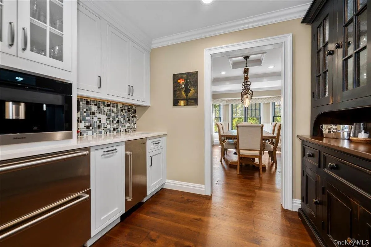 225 Laurel Lane, Oyster Bay, NY, 3 Bedrooms Bedrooms, 7 Rooms Rooms,2 BathroomsBathrooms,Residential,For Rent,Laurel,0,KEY1017893 225 Laurel Lane, Oyster Bay, NY, 3 Bedrooms Bedrooms, 7 Rooms Rooms,2 BathroomsBathrooms,Residential,For Rent,Laurel,0,KEY1017893