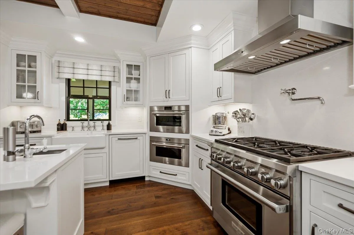 225 Laurel Lane, Oyster Bay, NY, 3 Bedrooms Bedrooms, 7 Rooms Rooms,2 BathroomsBathrooms,Residential,For Rent,Laurel,0,KEY1017893 225 Laurel Lane, Oyster Bay, NY, 3 Bedrooms Bedrooms, 7 Rooms Rooms,2 BathroomsBathrooms,Residential,For Rent,Laurel,0,KEY1017893