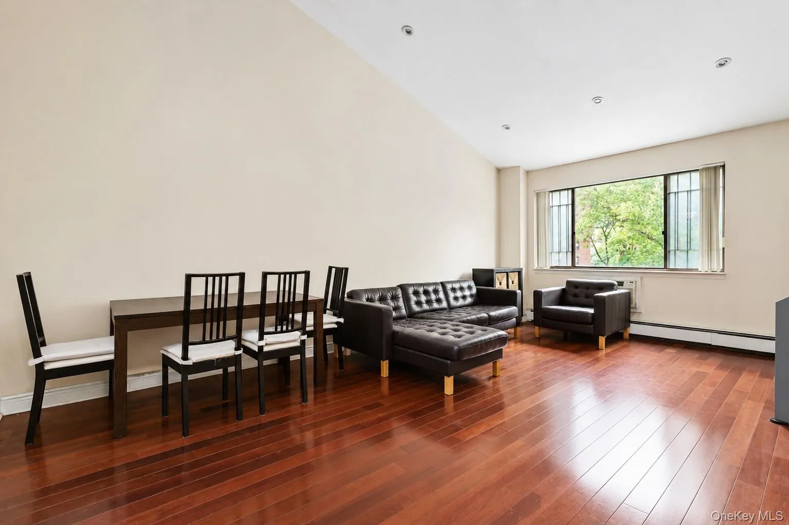 311 Cherry Street, New York, NY, 4 Bedrooms Bedrooms, 8 Rooms Rooms,2 BathroomsBathrooms,Residential,For Rent,Cherry,0,KEY1017894 311 Cherry Street, New York, NY, 4 Bedrooms Bedrooms, 8 Rooms Rooms,2 BathroomsBathrooms,Residential,For Rent,Cherry,0,KEY1017894