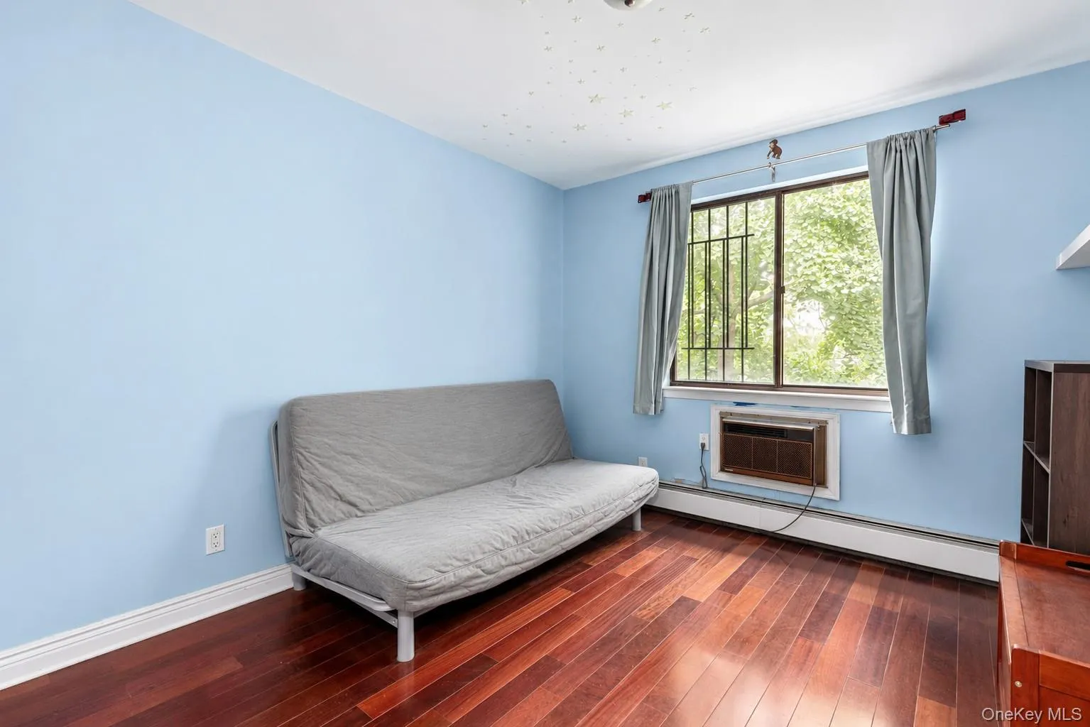 311 Cherry Street, New York, NY, 4 Bedrooms Bedrooms, 8 Rooms Rooms,2 BathroomsBathrooms,Residential,For Rent,Cherry,0,KEY1017894 311 Cherry Street, New York, NY, 4 Bedrooms Bedrooms, 8 Rooms Rooms,2 BathroomsBathrooms,Residential,For Rent,Cherry,0,KEY1017894