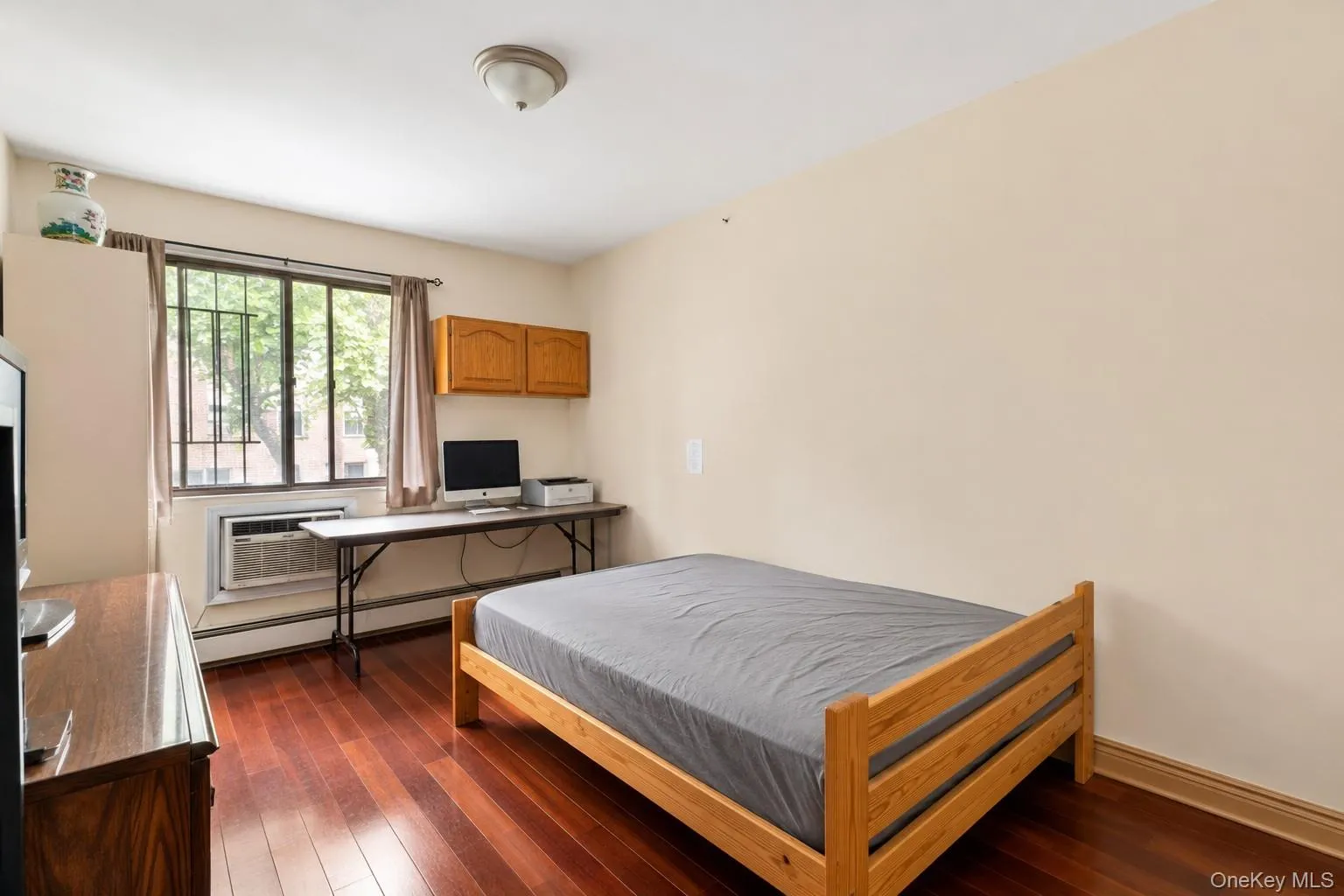 311 Cherry Street, New York, NY, 4 Bedrooms Bedrooms, 8 Rooms Rooms,2 BathroomsBathrooms,Residential,For Rent,Cherry,0,KEY1017894 311 Cherry Street, New York, NY, 4 Bedrooms Bedrooms, 8 Rooms Rooms,2 BathroomsBathrooms,Residential,For Rent,Cherry,0,KEY1017894