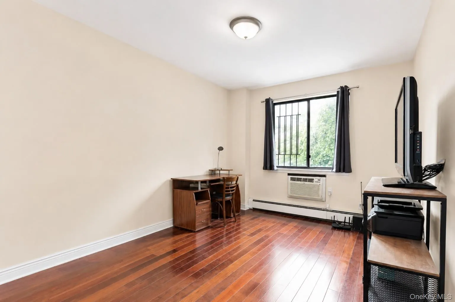 311 Cherry Street, New York, NY, 4 Bedrooms Bedrooms, 8 Rooms Rooms,2 BathroomsBathrooms,Residential,For Rent,Cherry,0,KEY1017894 311 Cherry Street, New York, NY, 4 Bedrooms Bedrooms, 8 Rooms Rooms,2 BathroomsBathrooms,Residential,For Rent,Cherry,0,KEY1017894