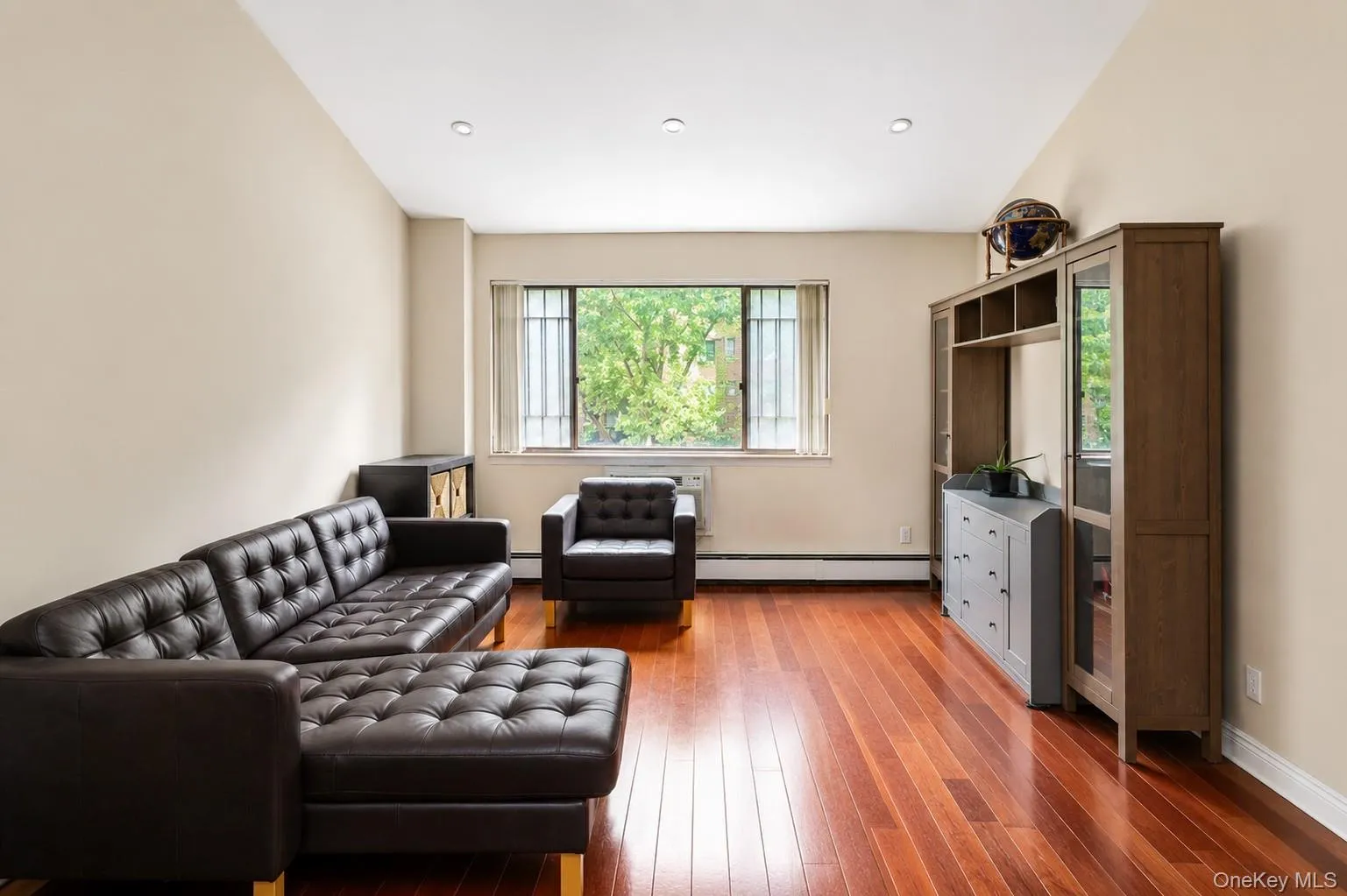 311 Cherry Street, New York, NY, 4 Bedrooms Bedrooms, 8 Rooms Rooms,2 BathroomsBathrooms,Residential,For Rent,Cherry,0,KEY1017894 311 Cherry Street, New York, NY, 4 Bedrooms Bedrooms, 8 Rooms Rooms,2 BathroomsBathrooms,Residential,For Rent,Cherry,0,KEY1017894