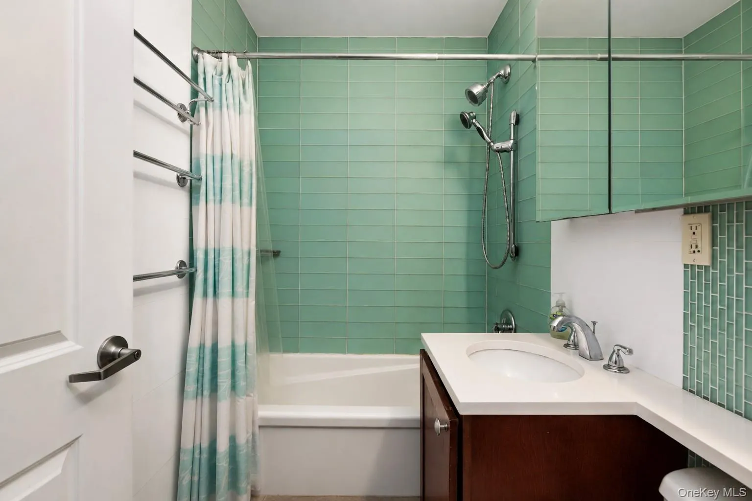 311 Cherry Street, New York, NY, 4 Bedrooms Bedrooms, 8 Rooms Rooms,2 BathroomsBathrooms,Residential,For Rent,Cherry,0,KEY1017894 311 Cherry Street, New York, NY, 4 Bedrooms Bedrooms, 8 Rooms Rooms,2 BathroomsBathrooms,Residential,For Rent,Cherry,0,KEY1017894