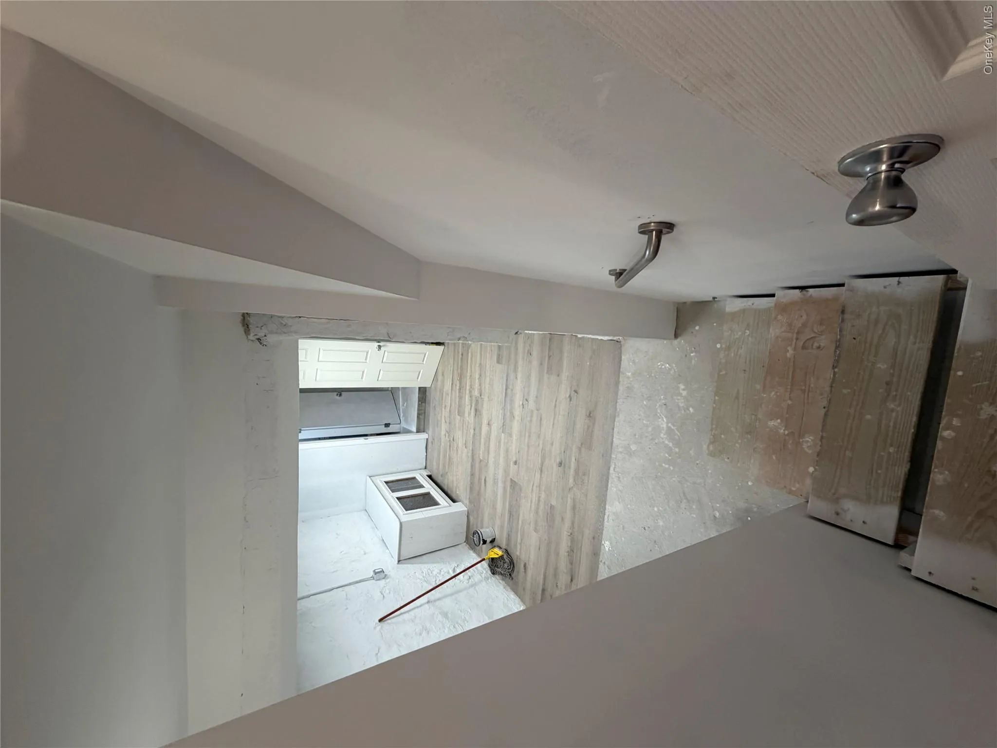 5997 Riverdale Avenue, New York, NY, ,Commercial Lease,For Rent,Riverdale,0,1017896 5997 Riverdale Avenue, New York, NY, ,Commercial Lease,For Rent,Riverdale,0,1017896