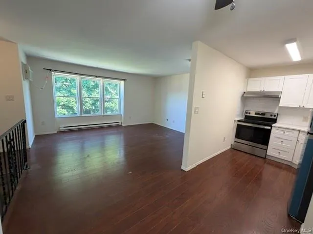12 Athens, Babylon, NY, 1 Bedroom Bedrooms, 3 Rooms Rooms,1 BathroomBathrooms,Residential Lease,For Rent,Athens,0,KEY1017898 12 Athens, Babylon, NY, 1 Bedroom Bedrooms, 3 Rooms Rooms,1 BathroomBathrooms,Residential Lease,For Rent,Athens,0,KEY1017898