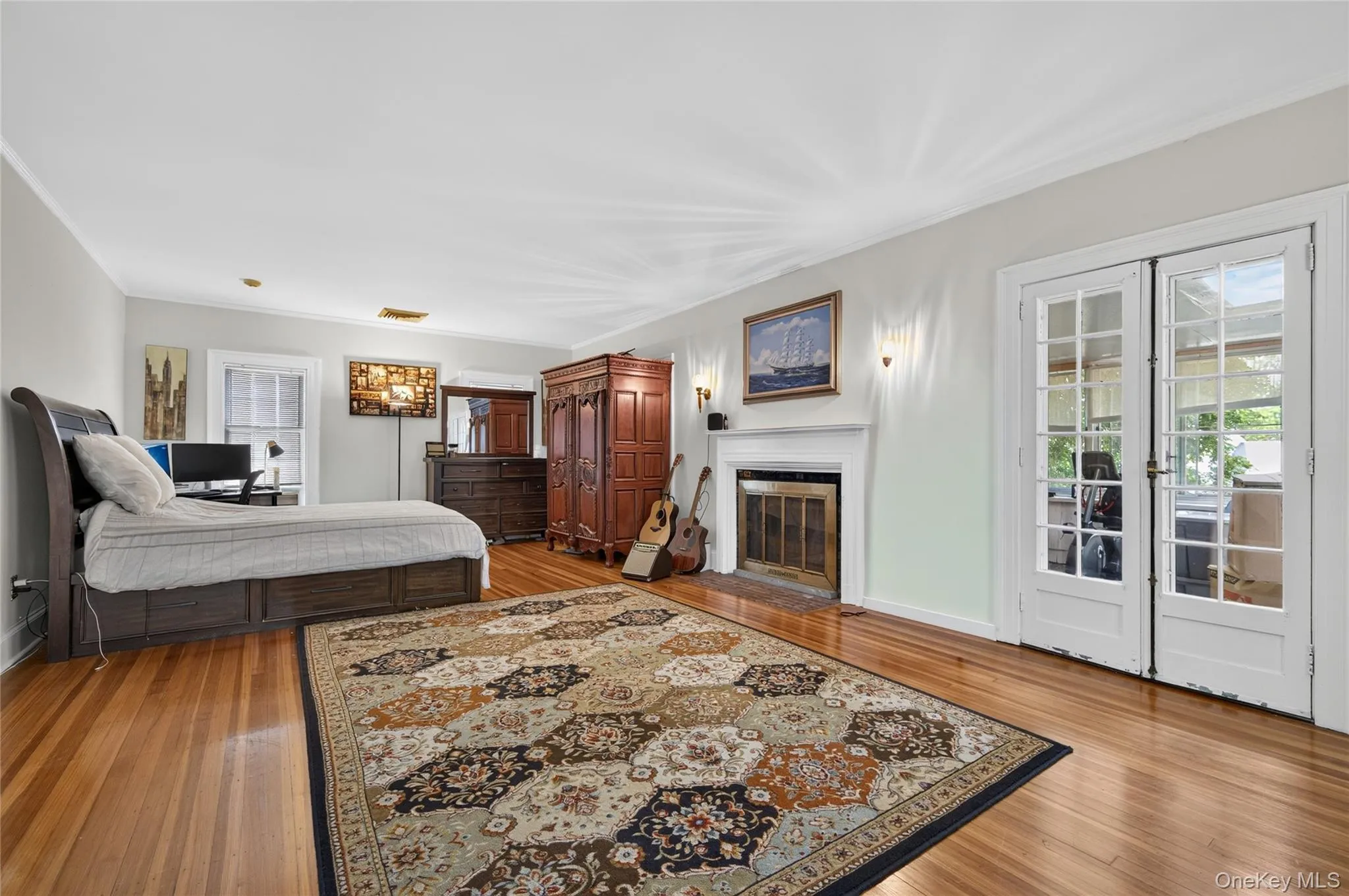 Primary Bedroom with fireplace, with sitting room Primary Bedroom with fireplace, with sitting room