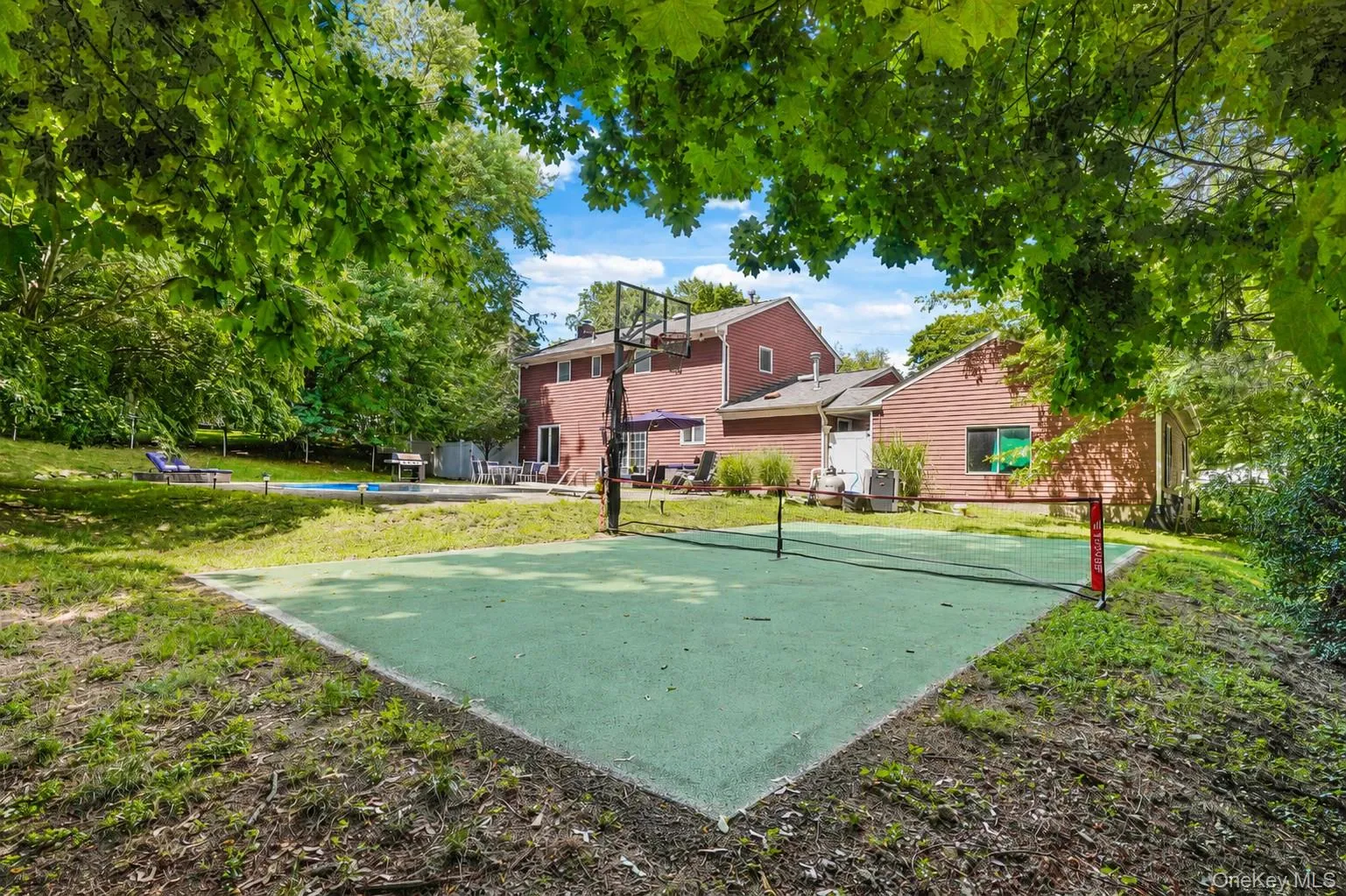 Sport Court - awesome! Sport Court - awesome!