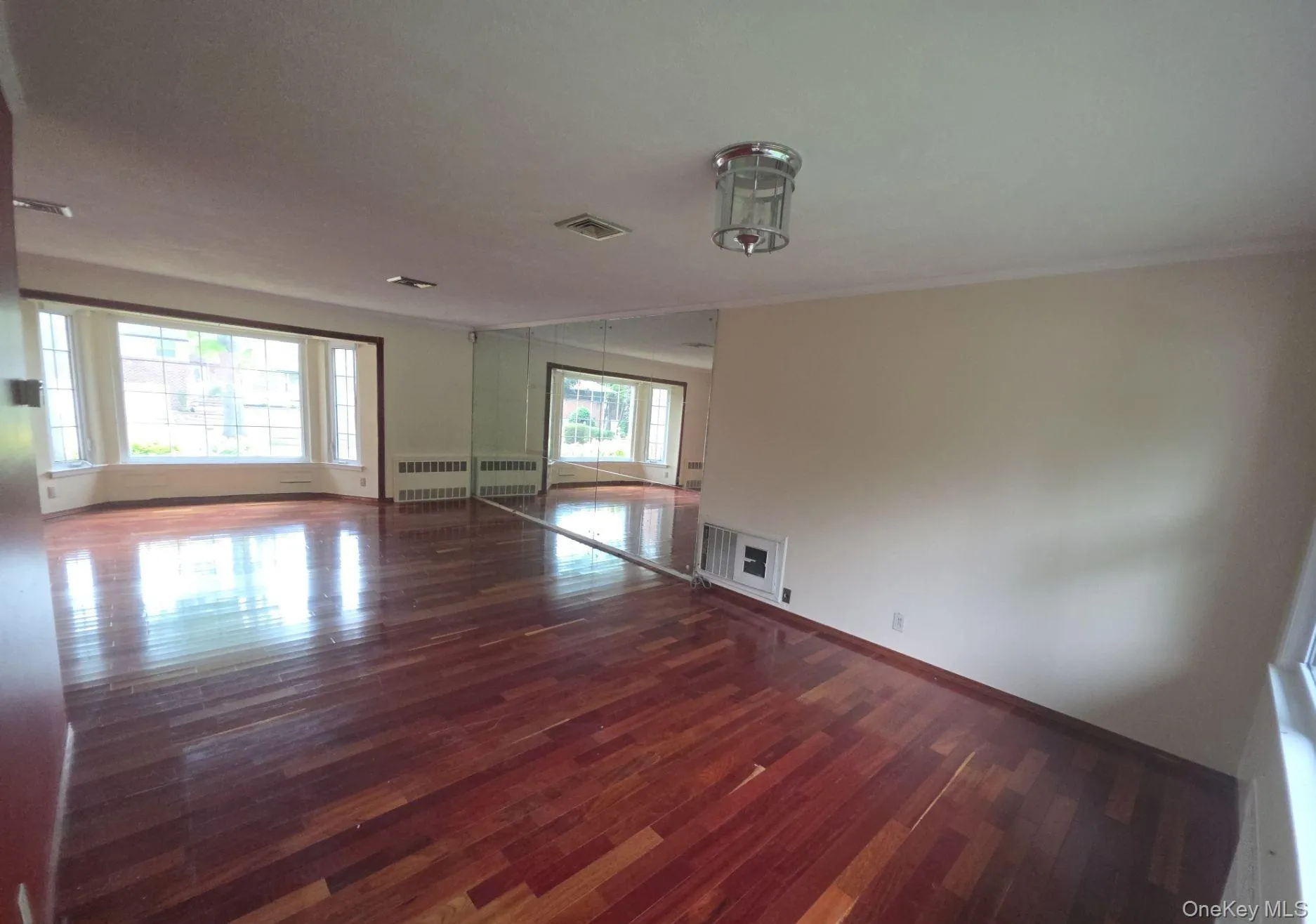 172 Evergreen Drive, Hempstead, NY, 3 Bedrooms Bedrooms, 7 Rooms Rooms,3 BathroomsBathrooms,Residential,For Rent,Evergreen,0,KEY1017905 172 Evergreen Drive, Hempstead, NY, 3 Bedrooms Bedrooms, 7 Rooms Rooms,3 BathroomsBathrooms,Residential,For Rent,Evergreen,0,KEY1017905