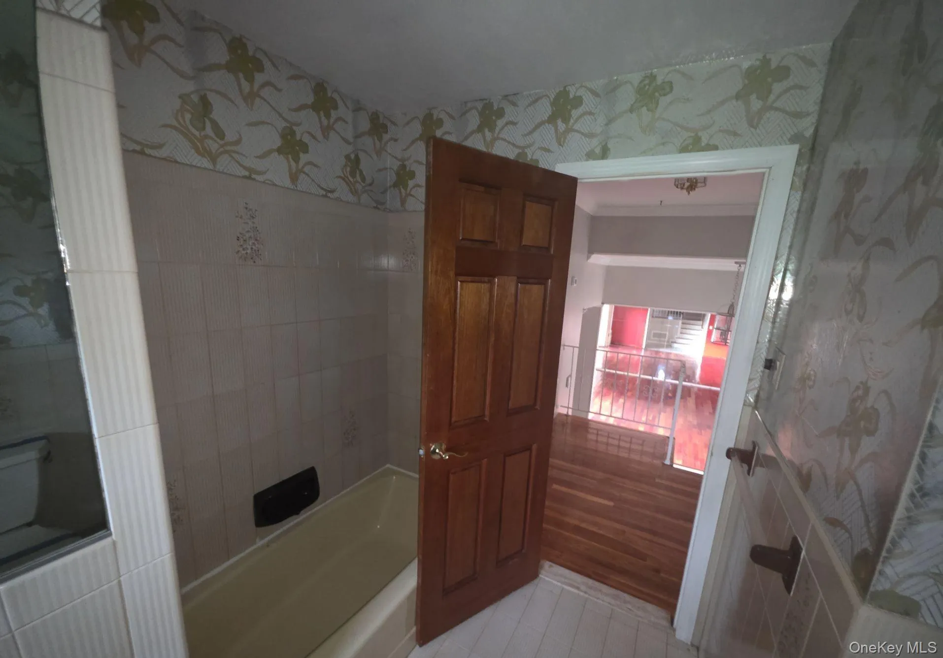 172 Evergreen Drive, Hempstead, NY, 3 Bedrooms Bedrooms, 7 Rooms Rooms,3 BathroomsBathrooms,Residential,For Rent,Evergreen,0,KEY1017905 172 Evergreen Drive, Hempstead, NY, 3 Bedrooms Bedrooms, 7 Rooms Rooms,3 BathroomsBathrooms,Residential,For Rent,Evergreen,0,KEY1017905