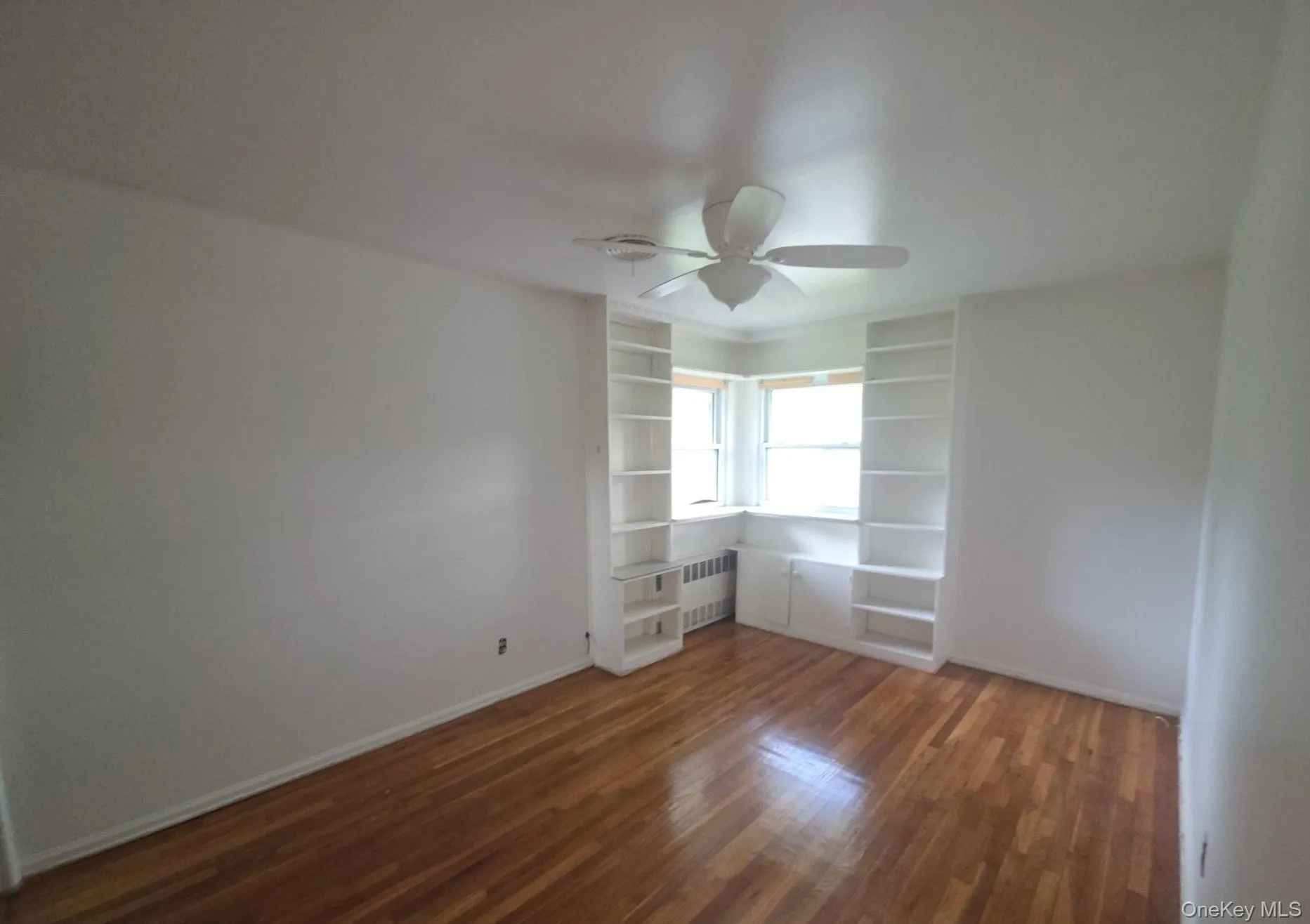 172 Evergreen Drive, Hempstead, NY, 3 Bedrooms Bedrooms, 7 Rooms Rooms,3 BathroomsBathrooms,Residential,For Rent,Evergreen,0,KEY1017905 172 Evergreen Drive, Hempstead, NY, 3 Bedrooms Bedrooms, 7 Rooms Rooms,3 BathroomsBathrooms,Residential,For Rent,Evergreen,0,KEY1017905