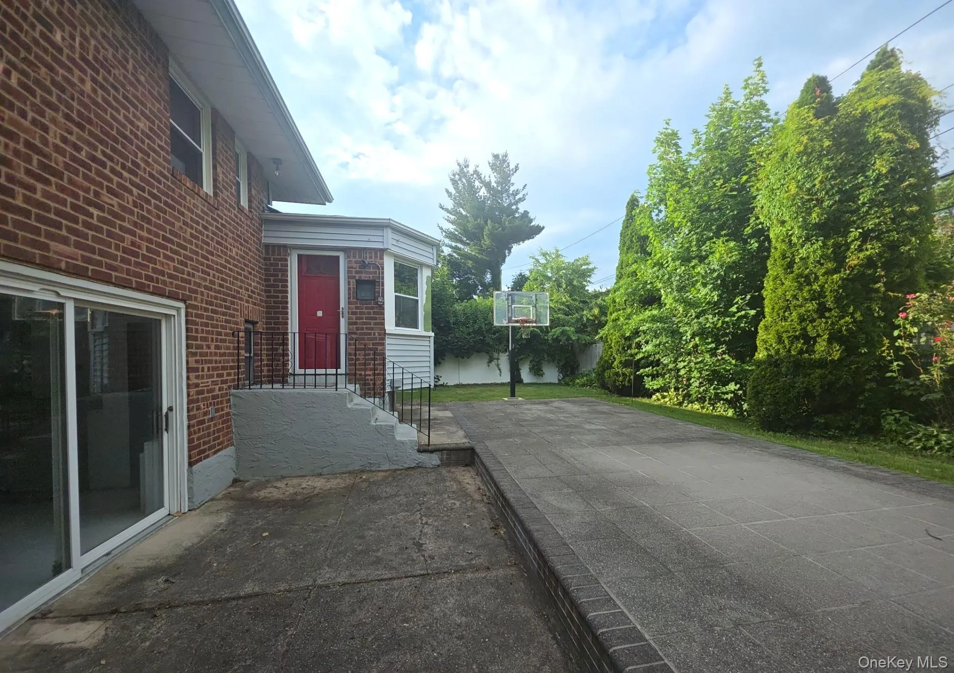 172 Evergreen Drive, Hempstead, NY, 3 Bedrooms Bedrooms, 7 Rooms Rooms,3 BathroomsBathrooms,Residential,For Rent,Evergreen,0,KEY1017905 172 Evergreen Drive, Hempstead, NY, 3 Bedrooms Bedrooms, 7 Rooms Rooms,3 BathroomsBathrooms,Residential,For Rent,Evergreen,0,KEY1017905