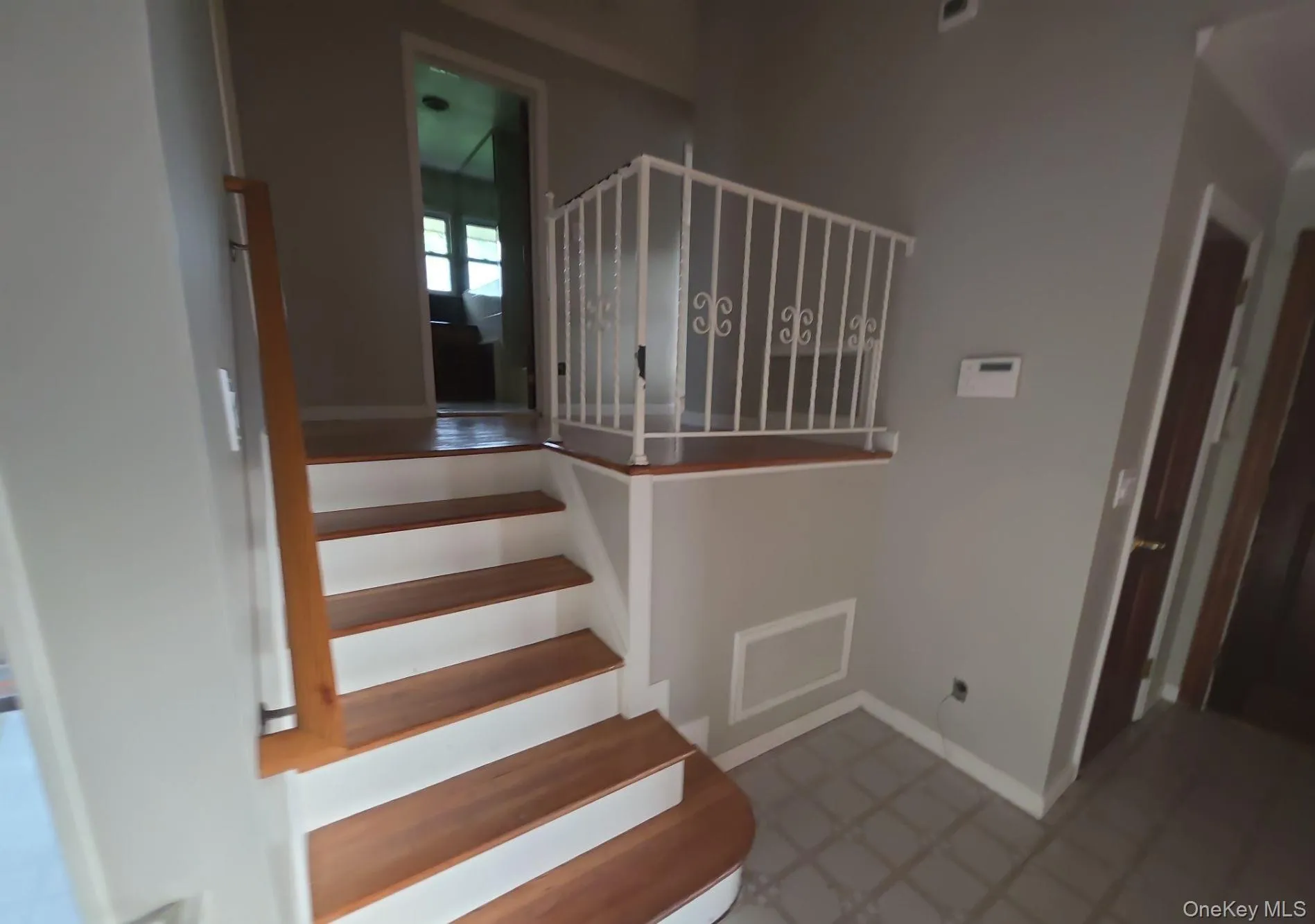 172 Evergreen Drive, Hempstead, NY, 3 Bedrooms Bedrooms, 7 Rooms Rooms,3 BathroomsBathrooms,Residential,For Rent,Evergreen,0,KEY1017905 172 Evergreen Drive, Hempstead, NY, 3 Bedrooms Bedrooms, 7 Rooms Rooms,3 BathroomsBathrooms,Residential,For Rent,Evergreen,0,KEY1017905