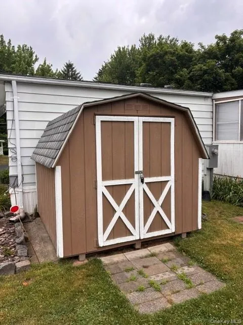 Large storage shed Large storage shed