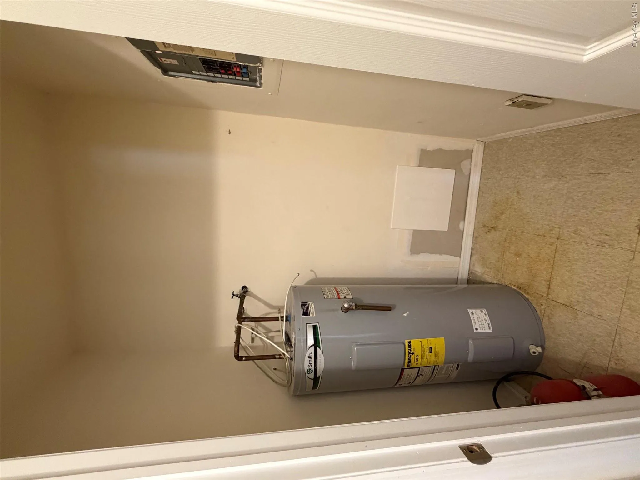 25 Athens, Babylon, NY, 1 Bedroom Bedrooms, 3 Rooms Rooms,1 BathroomBathrooms,Residential Lease,For Rent,Athens,0,KEY1017911 25 Athens, Babylon, NY, 1 Bedroom Bedrooms, 3 Rooms Rooms,1 BathroomBathrooms,Residential Lease,For Rent,Athens,0,KEY1017911