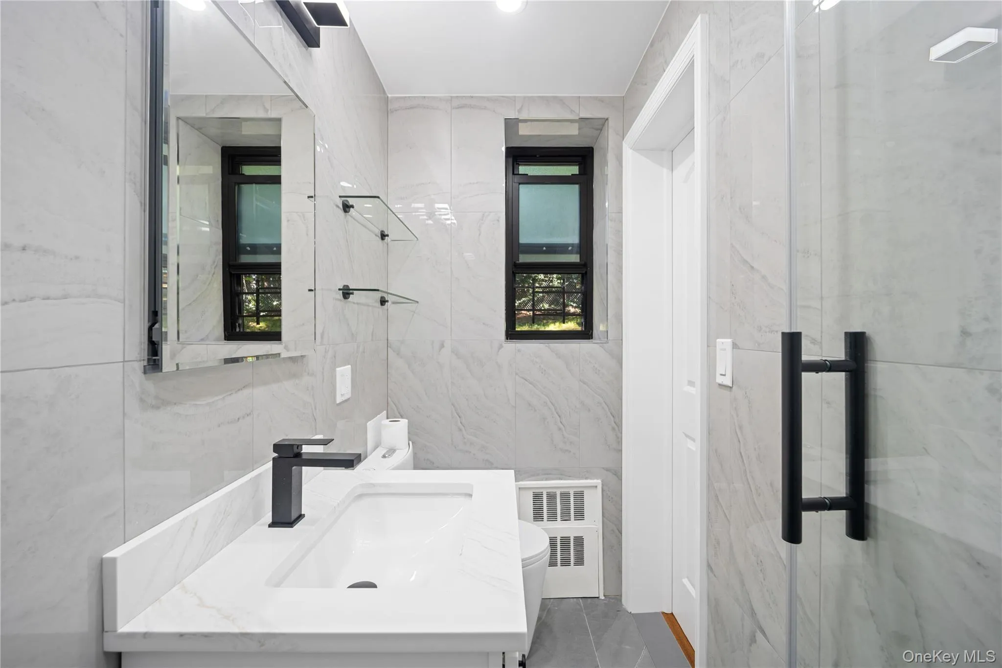 75-34 Bell, New York, NY, 3 Bedrooms Bedrooms, 5 Rooms Rooms,2 BathroomsBathrooms,Residential,For Rent,Bell,0,KEY1017913 75-34 Bell, New York, NY, 3 Bedrooms Bedrooms, 5 Rooms Rooms,2 BathroomsBathrooms,Residential,For Rent,Bell,0,KEY1017913