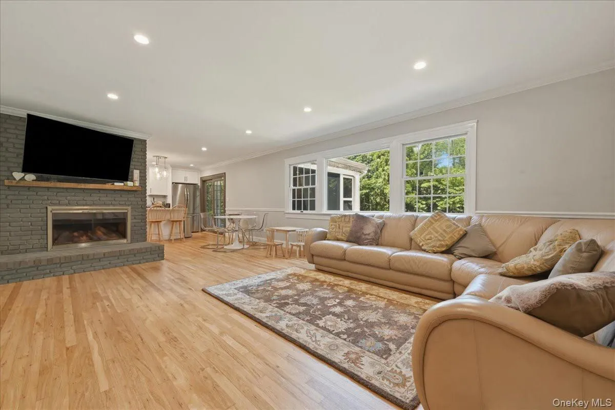 149 Rockaway Avenue, Hempstead, NY, 5 Bedrooms Bedrooms, 9 Rooms Rooms,3 BathroomsBathrooms,Residential Lease,For Rent,Rockaway,0,1017914 149 Rockaway Avenue, Hempstead, NY, 5 Bedrooms Bedrooms, 9 Rooms Rooms,3 BathroomsBathrooms,Residential Lease,For Rent,Rockaway,0,1017914
