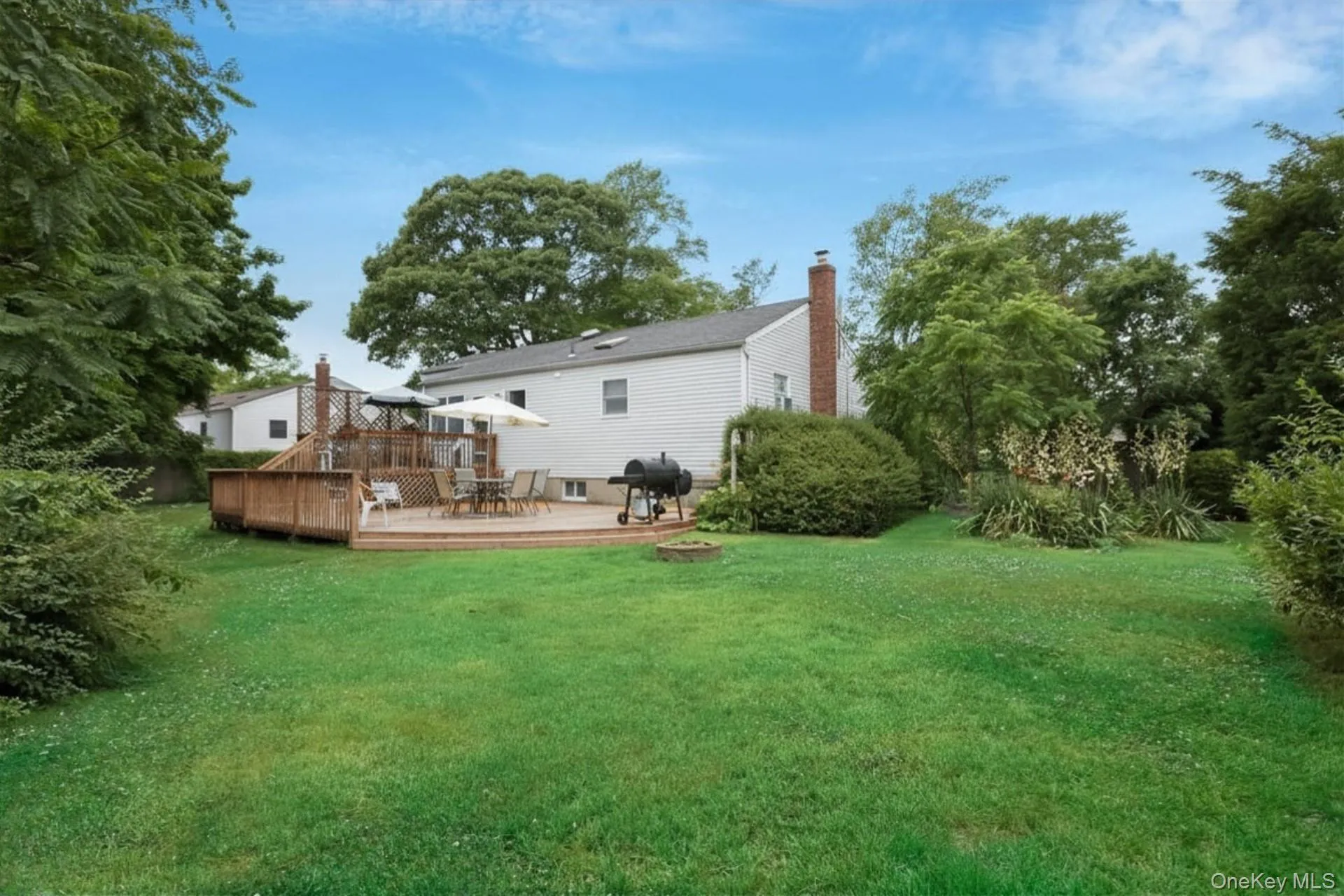 10 Brian Drive, Islip, NY, 3 Bedrooms Bedrooms, 6 Rooms Rooms,1 BathroomBathrooms,Residential,For Rent,Brian,0,KEY1017918 10 Brian Drive, Islip, NY, 3 Bedrooms Bedrooms, 6 Rooms Rooms,1 BathroomBathrooms,Residential,For Rent,Brian,0,KEY1017918