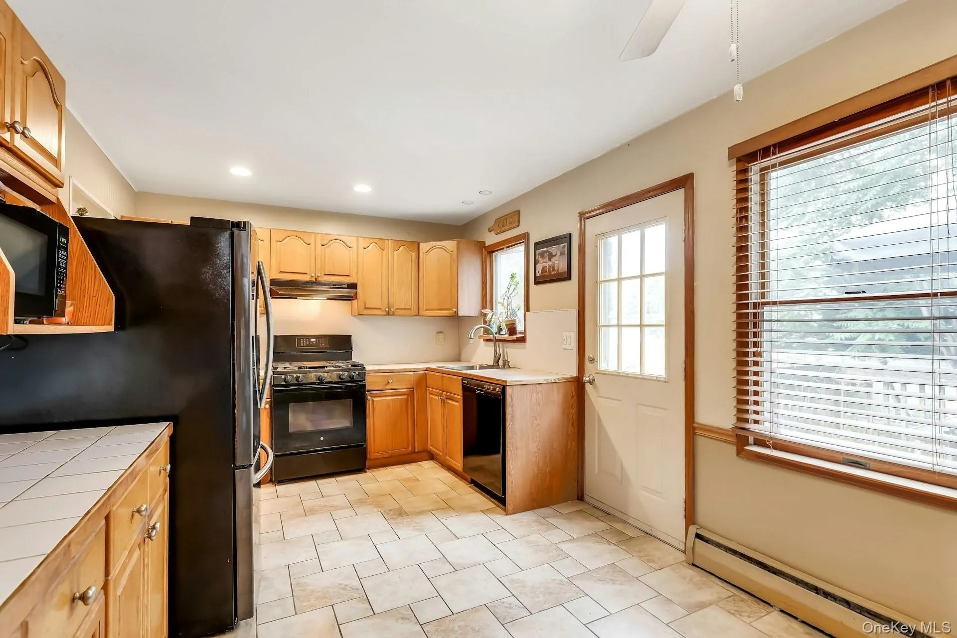 10 Brian Drive, Islip, NY, 3 Bedrooms Bedrooms, 6 Rooms Rooms,1 BathroomBathrooms,Residential,For Rent,Brian,0,KEY1017918 10 Brian Drive, Islip, NY, 3 Bedrooms Bedrooms, 6 Rooms Rooms,1 BathroomBathrooms,Residential,For Rent,Brian,0,KEY1017918