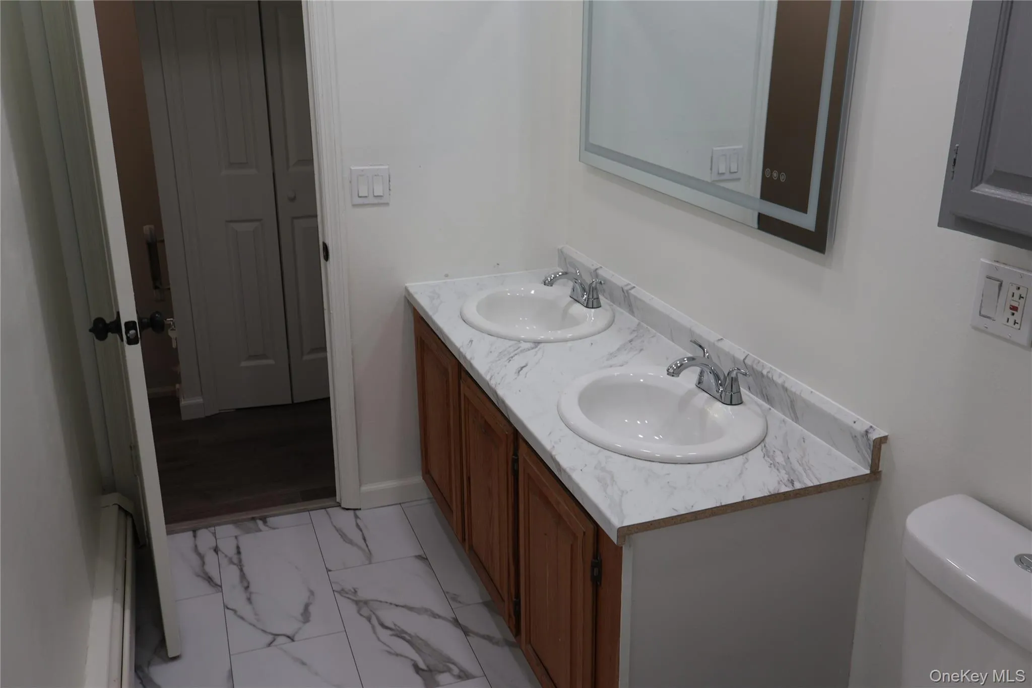 722 Silver Lake Scotchtown Road, Middletown, NY, 3 Bedrooms Bedrooms, 7 Rooms Rooms,1 BathroomBathrooms,Residential,For Rent,Silver Lake Scotchtown,0,KEY1017919 722 Silver Lake Scotchtown Road, Middletown, NY, 3 Bedrooms Bedrooms, 7 Rooms Rooms,1 BathroomBathrooms,Residential,For Rent,Silver Lake Scotchtown,0,KEY1017919