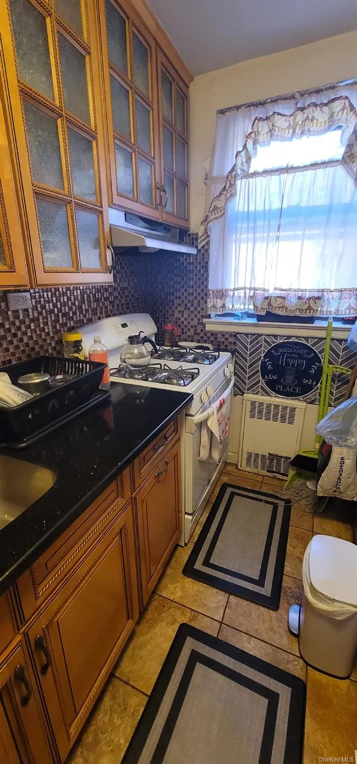 112-25 34th Avenue, New York, NY, 1 Bedroom Bedrooms, 3 Rooms Rooms,1 BathroomBathrooms,Residential,For Rent,34th,0,KEY1017928 112-25 34th Avenue, New York, NY, 1 Bedroom Bedrooms, 3 Rooms Rooms,1 BathroomBathrooms,Residential,For Rent,34th,0,KEY1017928