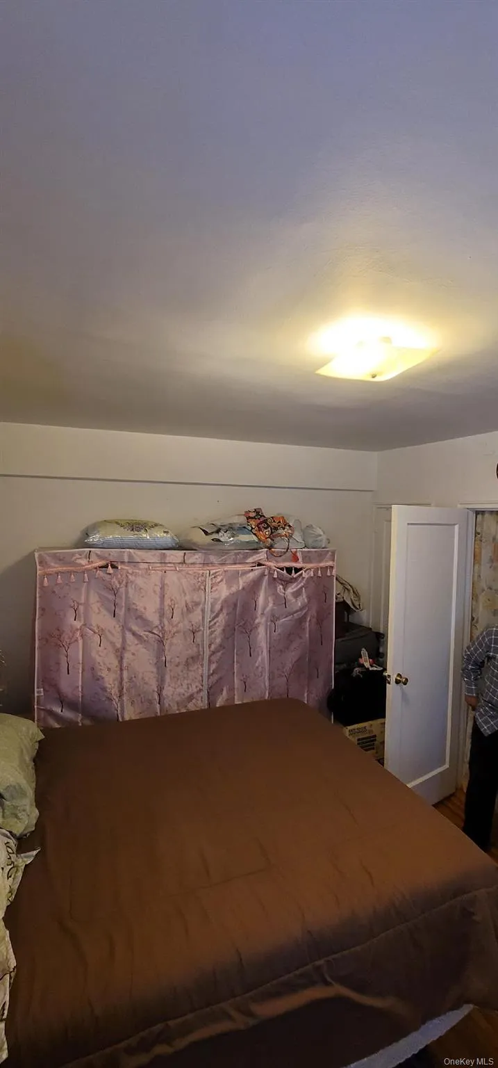 112-25 34th Avenue, New York, NY, 1 Bedroom Bedrooms, 3 Rooms Rooms,1 BathroomBathrooms,Residential,For Rent,34th,0,KEY1017928 112-25 34th Avenue, New York, NY, 1 Bedroom Bedrooms, 3 Rooms Rooms,1 BathroomBathrooms,Residential,For Rent,34th,0,KEY1017928