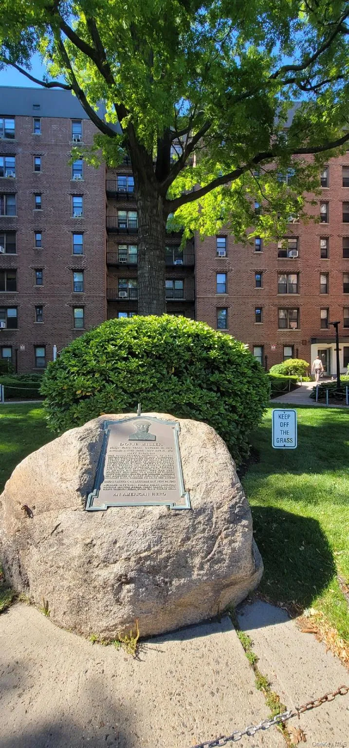 112-25 34th Avenue, New York, NY, 1 Bedroom Bedrooms, 3 Rooms Rooms,1 BathroomBathrooms,Residential,For Rent,34th,0,KEY1017928 112-25 34th Avenue, New York, NY, 1 Bedroom Bedrooms, 3 Rooms Rooms,1 BathroomBathrooms,Residential,For Rent,34th,0,KEY1017928