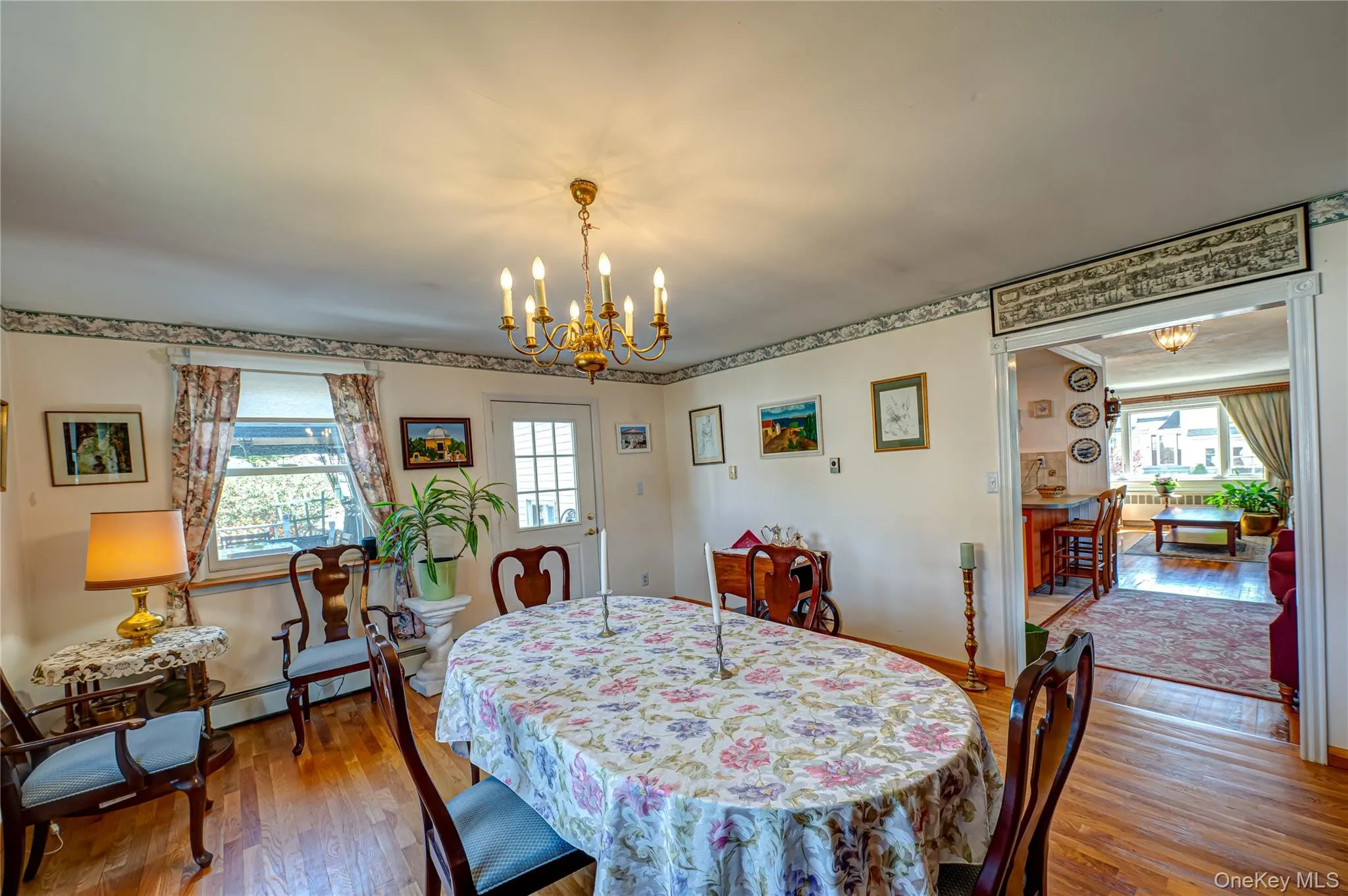 1 Marlboro Avenue, Oyster Bay, NY, 4 Bedrooms Bedrooms, 10 Rooms Rooms,2 BathroomsBathrooms,Residential,For Rent,Marlboro,0,KEY1017934 1 Marlboro Avenue, Oyster Bay, NY, 4 Bedrooms Bedrooms, 10 Rooms Rooms,2 BathroomsBathrooms,Residential,For Rent,Marlboro,0,KEY1017934