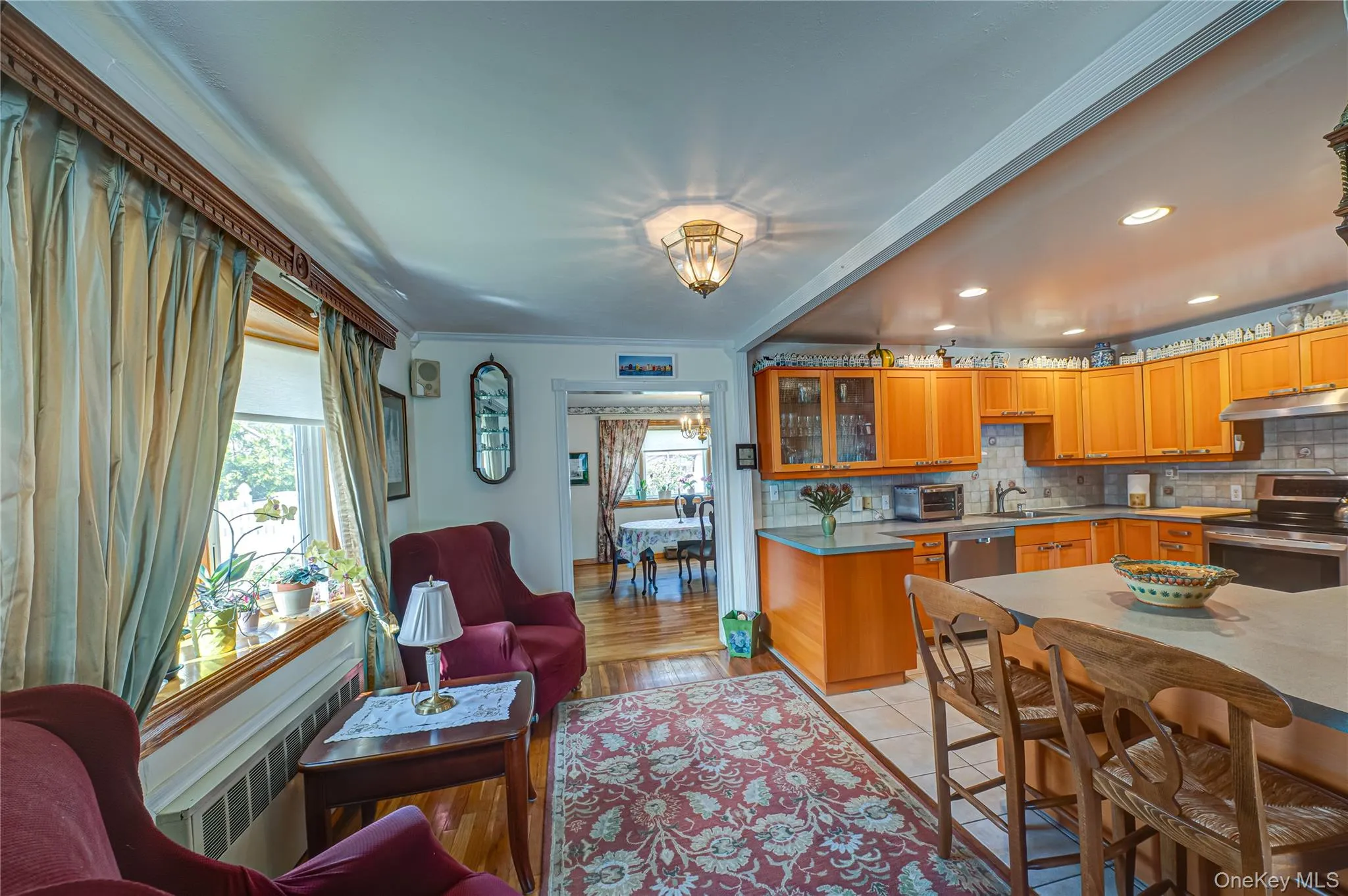 1 Marlboro Avenue, Oyster Bay, NY, 4 Bedrooms Bedrooms, 10 Rooms Rooms,2 BathroomsBathrooms,Residential,For Rent,Marlboro,0,KEY1017934 1 Marlboro Avenue, Oyster Bay, NY, 4 Bedrooms Bedrooms, 10 Rooms Rooms,2 BathroomsBathrooms,Residential,For Rent,Marlboro,0,KEY1017934