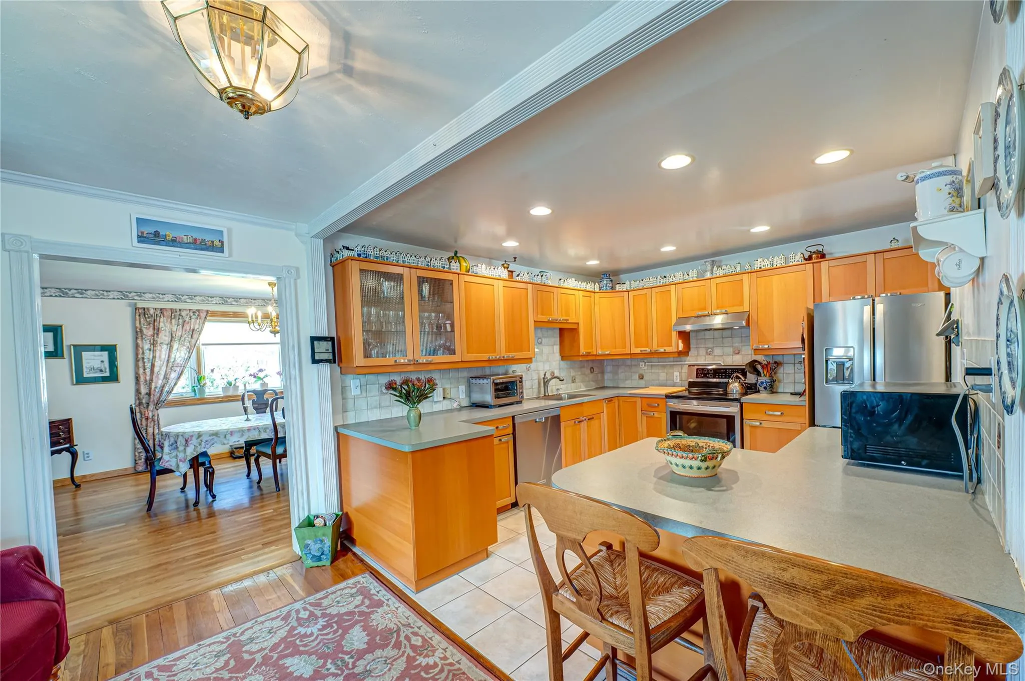 1 Marlboro Avenue, Oyster Bay, NY, 4 Bedrooms Bedrooms, 10 Rooms Rooms,2 BathroomsBathrooms,Residential,For Rent,Marlboro,0,KEY1017934 1 Marlboro Avenue, Oyster Bay, NY, 4 Bedrooms Bedrooms, 10 Rooms Rooms,2 BathroomsBathrooms,Residential,For Rent,Marlboro,0,KEY1017934