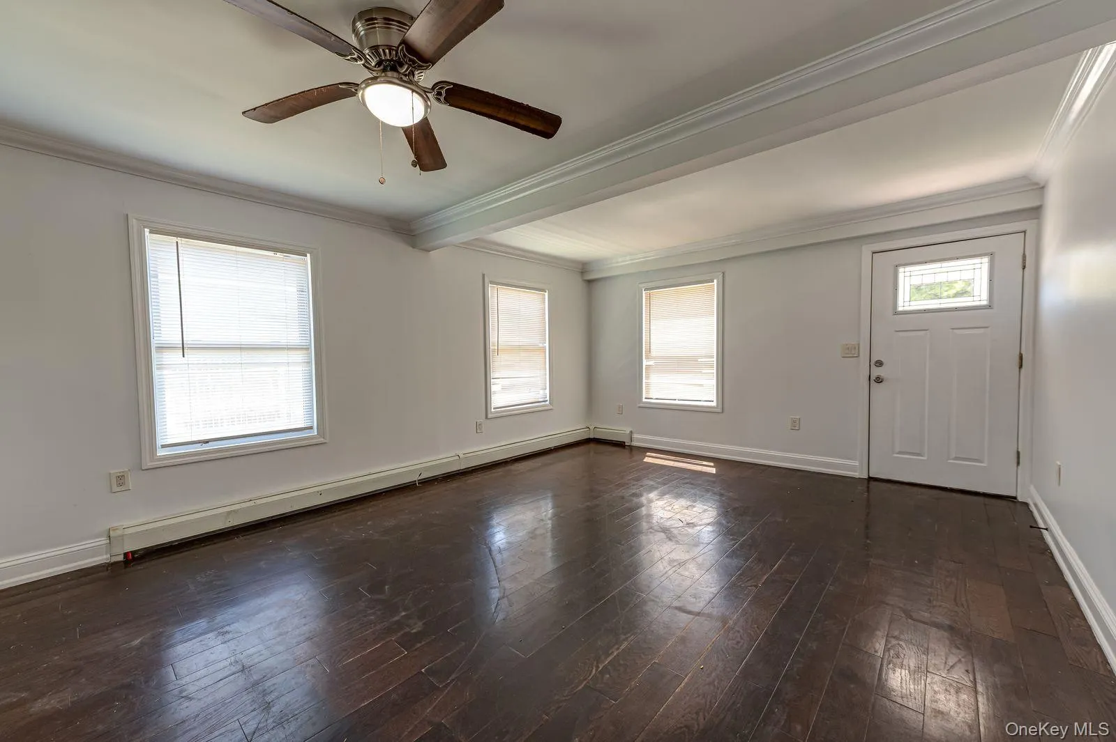 35 Oakland Avenue, Brookhaven, NY, 3 Bedrooms Bedrooms, 8 Rooms Rooms,1 BathroomBathrooms,Residential,For Rent,Oakland,0,KEY1017937 35 Oakland Avenue, Brookhaven, NY, 3 Bedrooms Bedrooms, 8 Rooms Rooms,1 BathroomBathrooms,Residential,For Rent,Oakland,0,KEY1017937